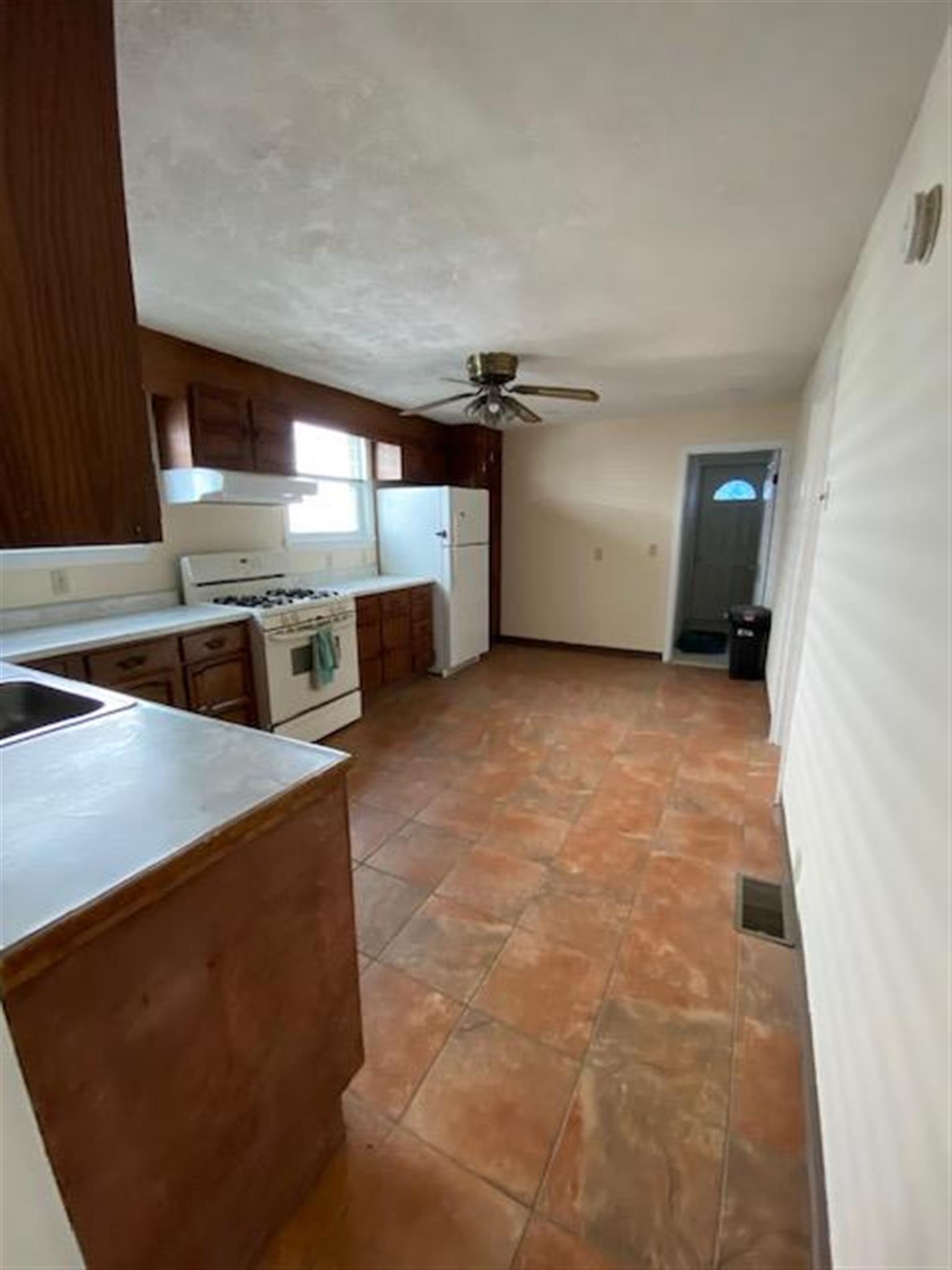 49 Porter Rd, Porter Square