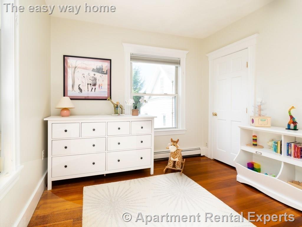 6 Clifton, Davis Square