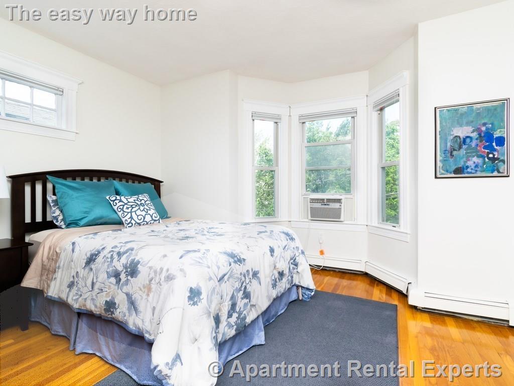 6 Clifton, Davis Square