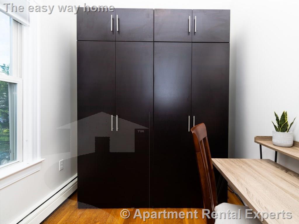 6 Clifton, Davis Square