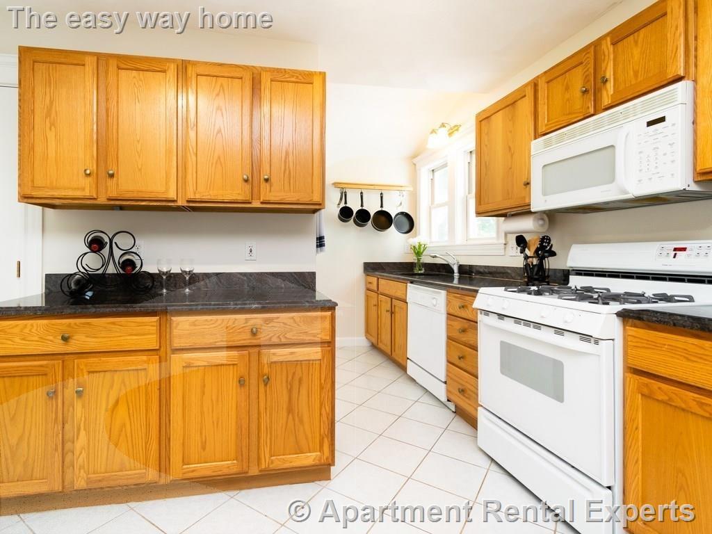 6 Clifton, Davis Square