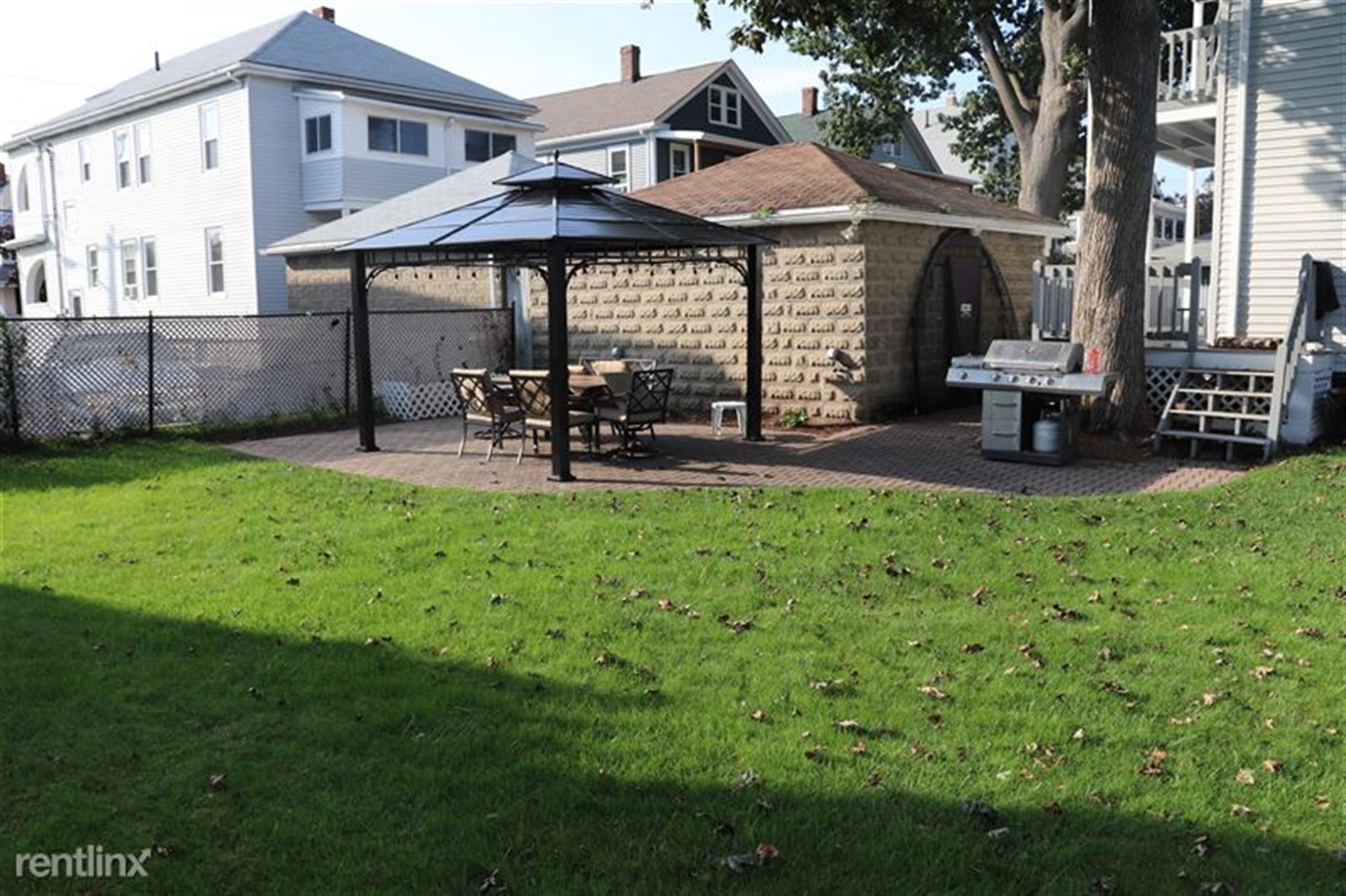 64 Yeomans Ave, Medford