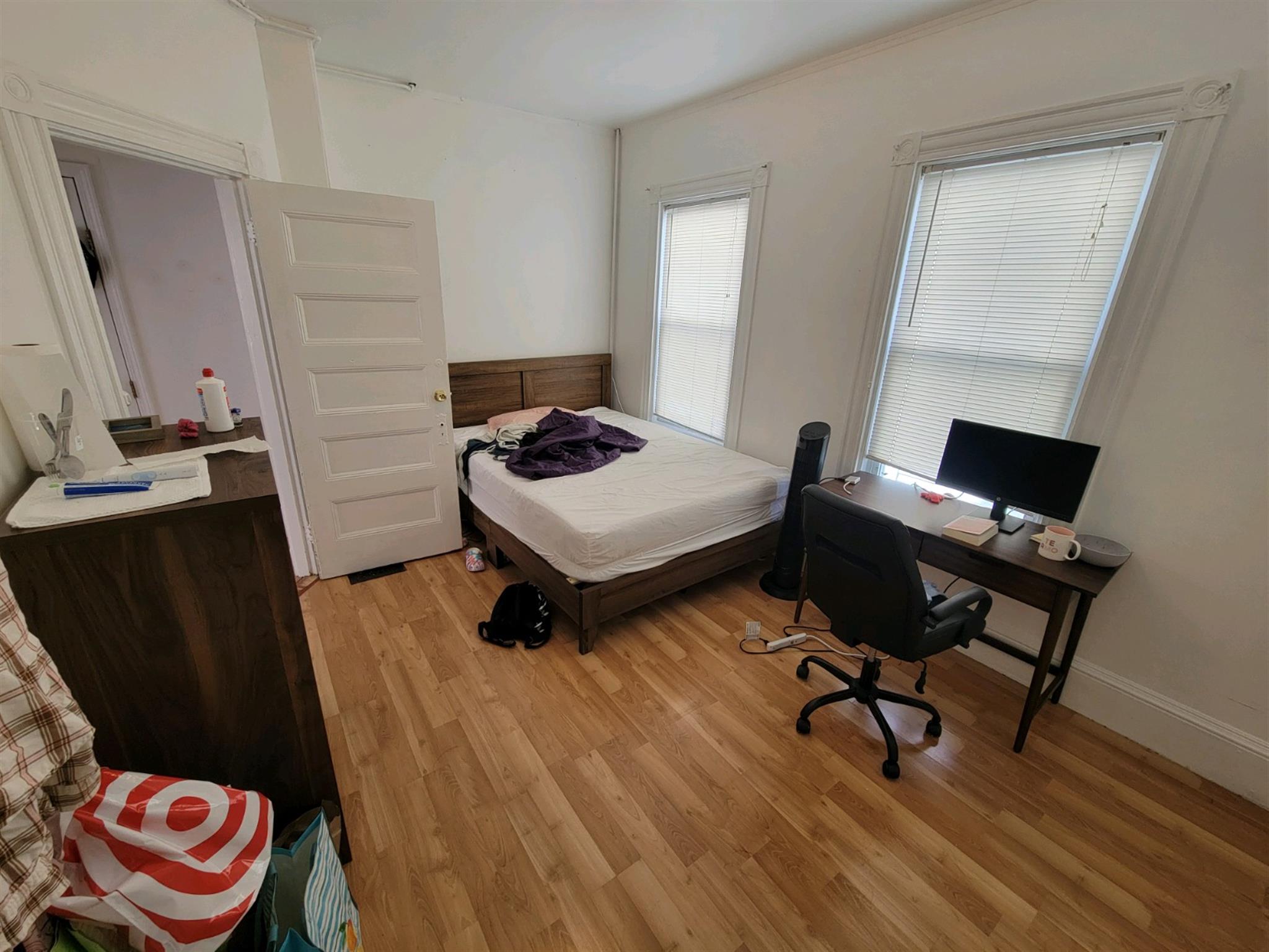 11 Saint Paul St, Central Square