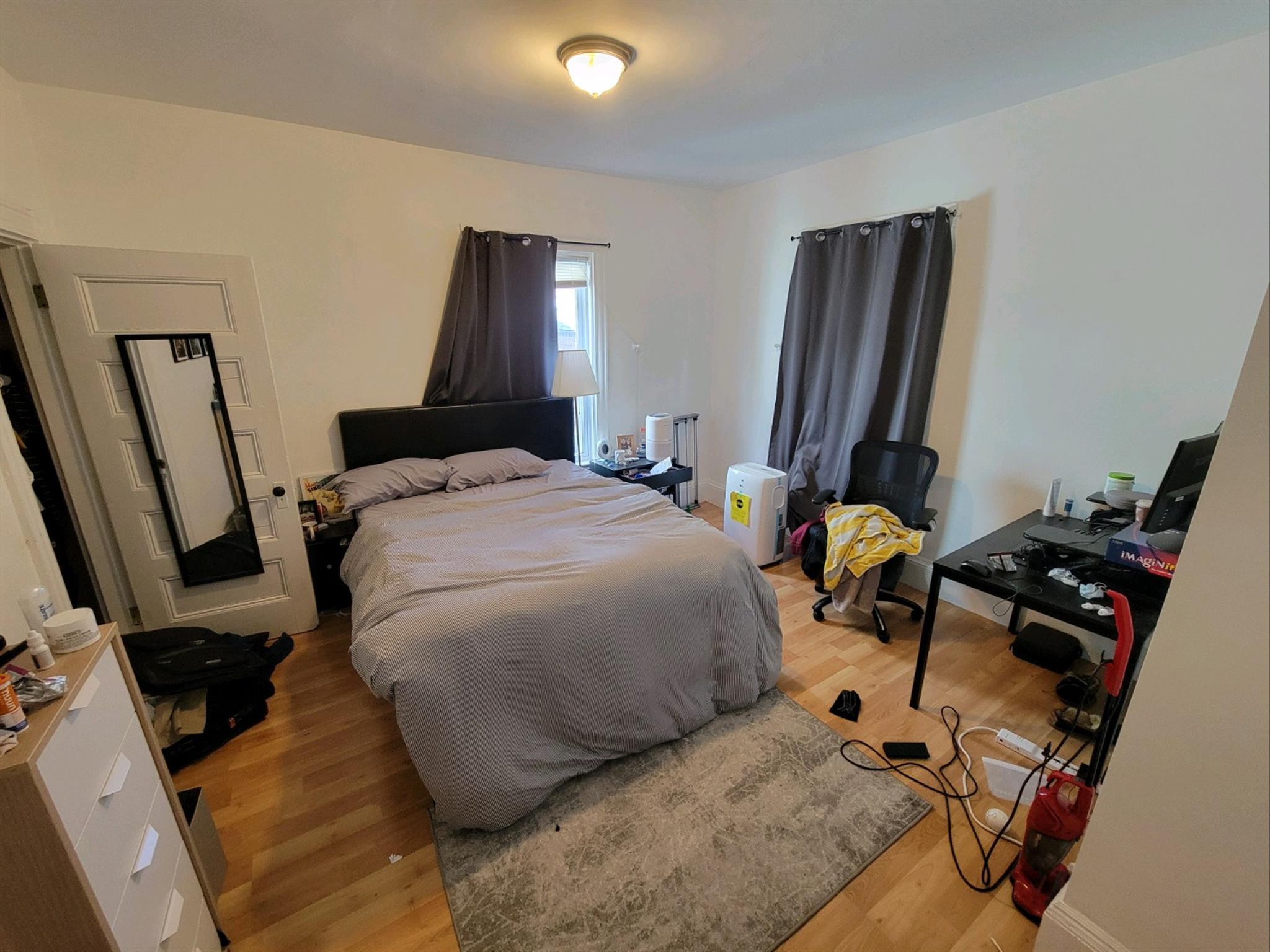 11 Saint Paul St, Central Square