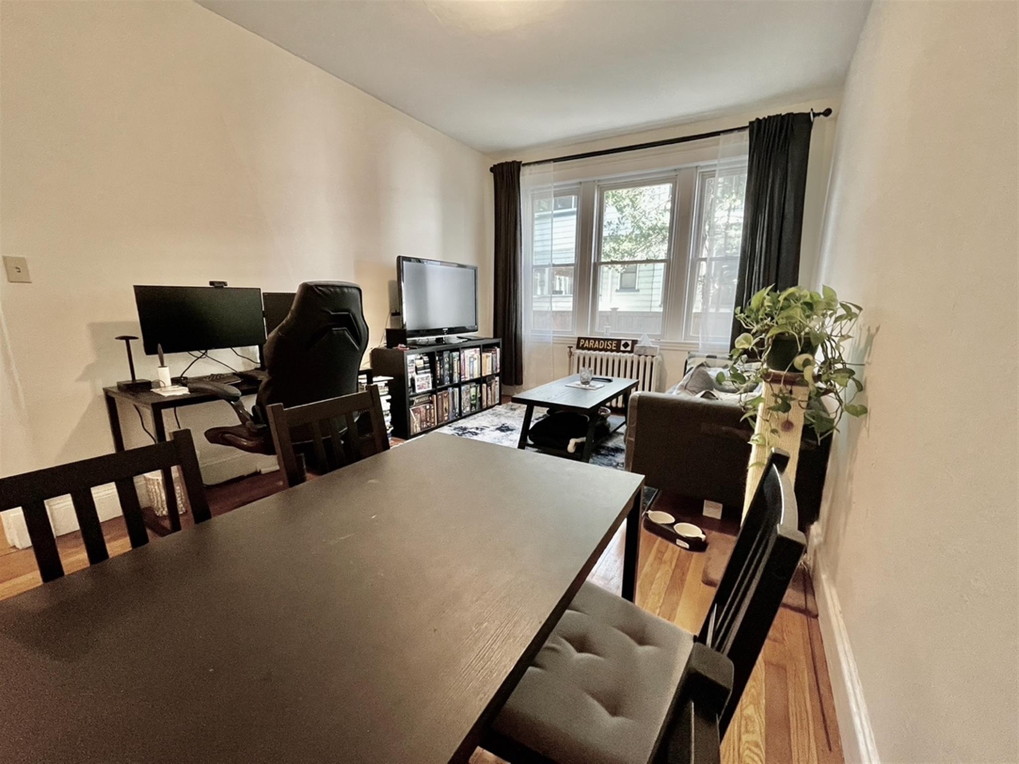 73 Martin St, Neighborhood Nine