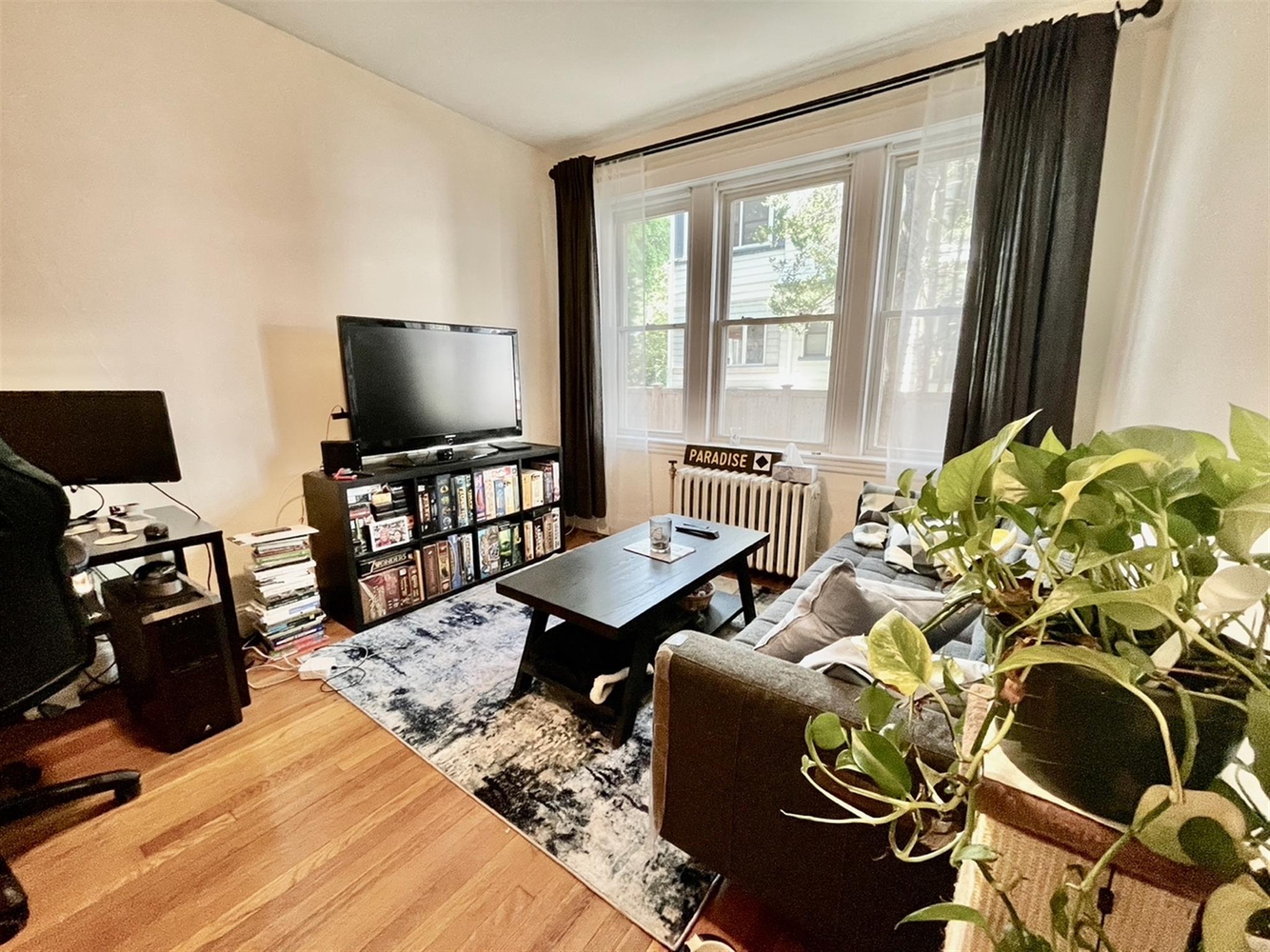 73 Martin St, Neighborhood Nine