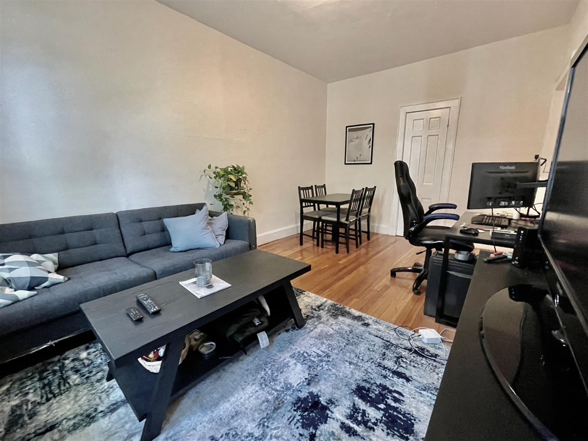 73 Martin St, Neighborhood Nine