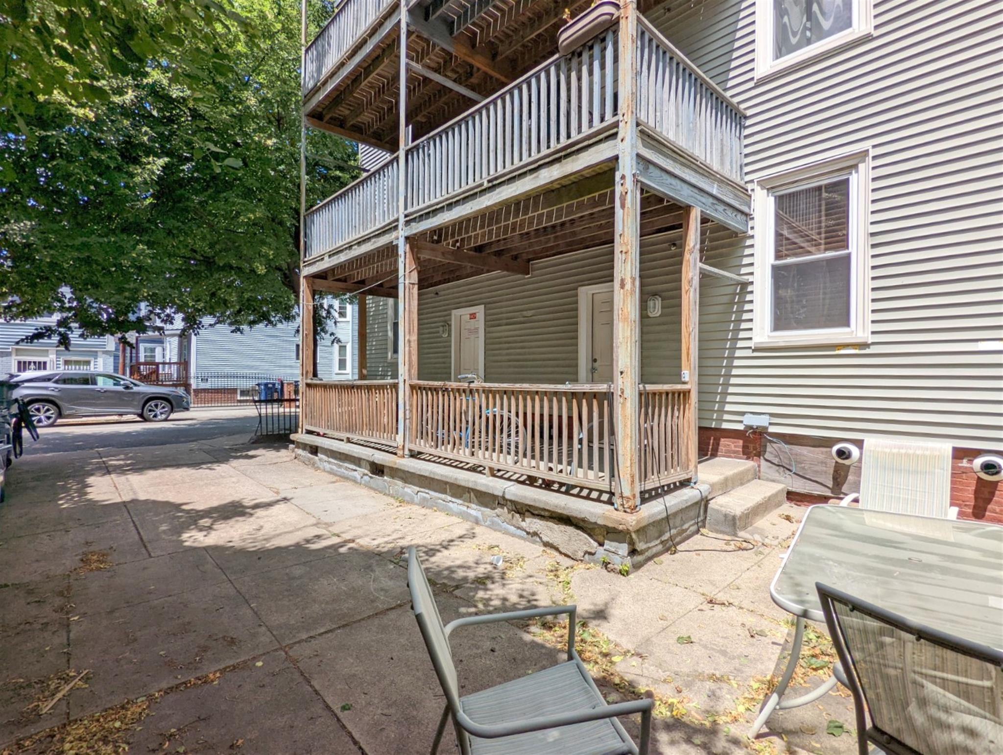 304 Western Ave, Central Square