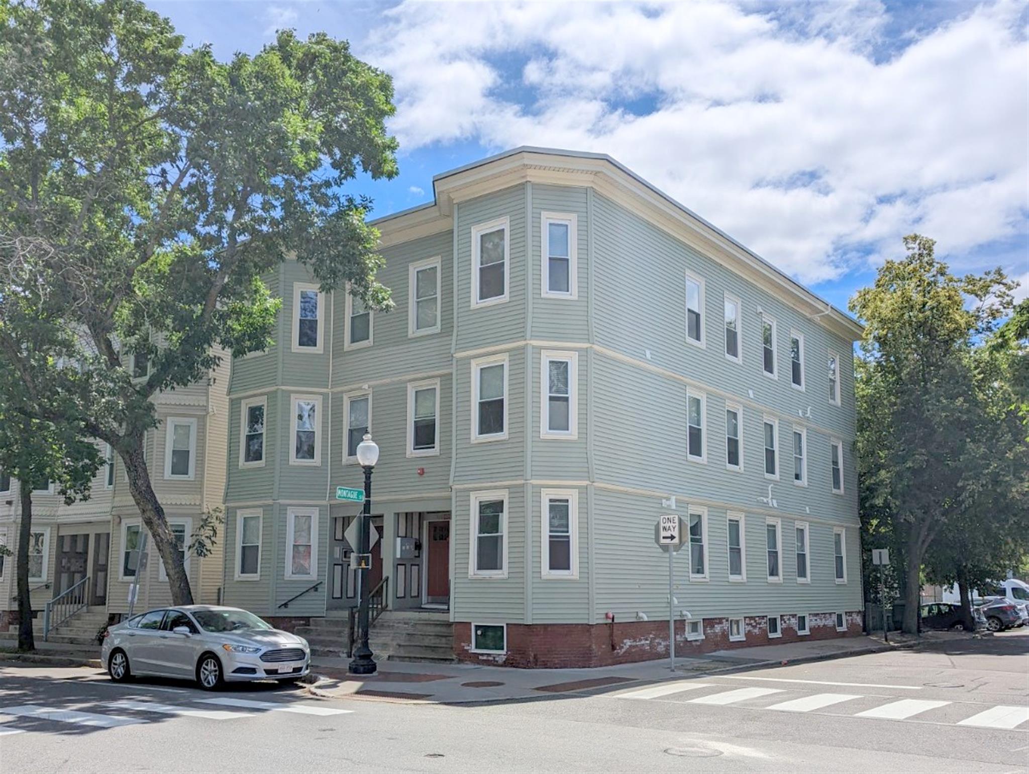 304 Western Ave, Central Square