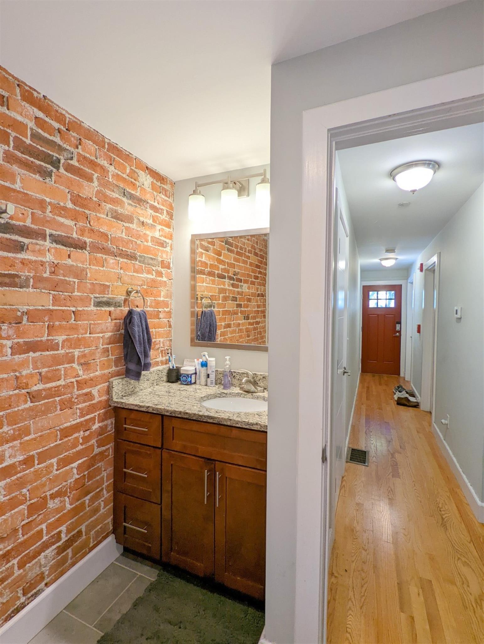 304 Western Ave, Central Square