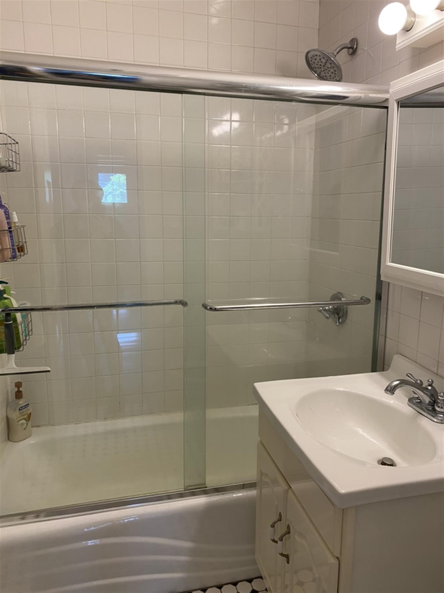 15 Farragut Ave, Teele Square