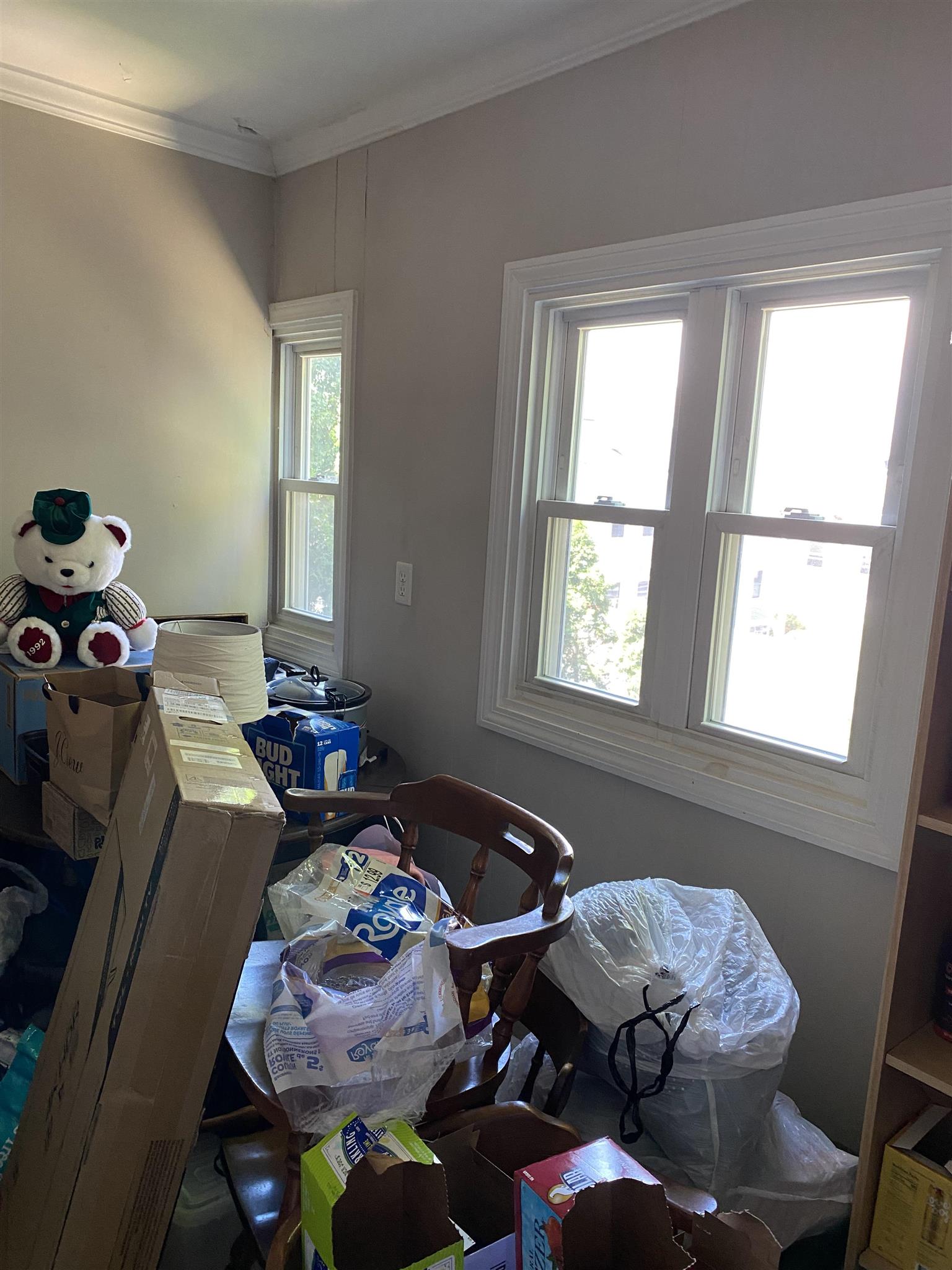 15 Farragut Ave, Teele Square