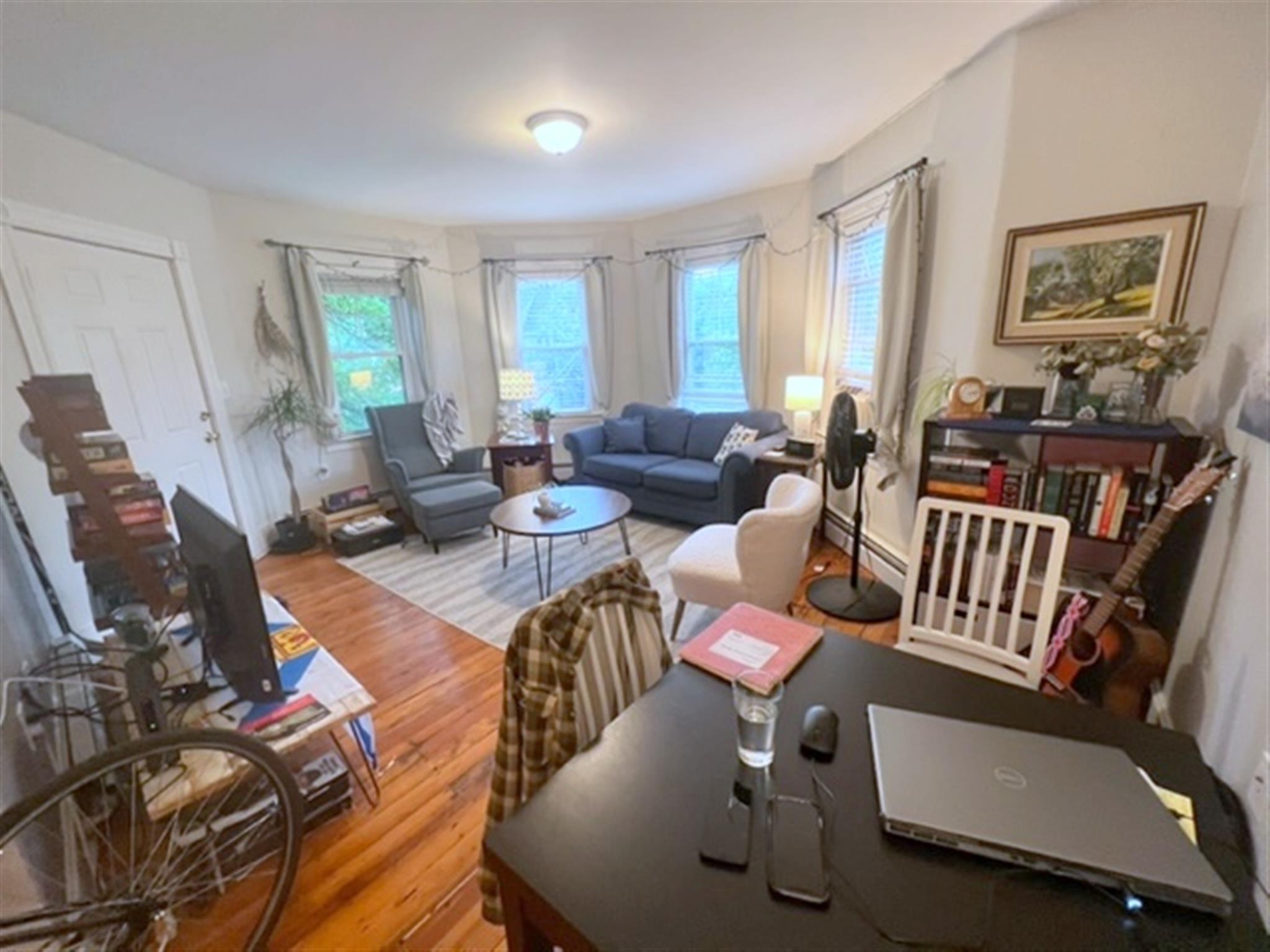 87 Sycamore St, Magoun Square