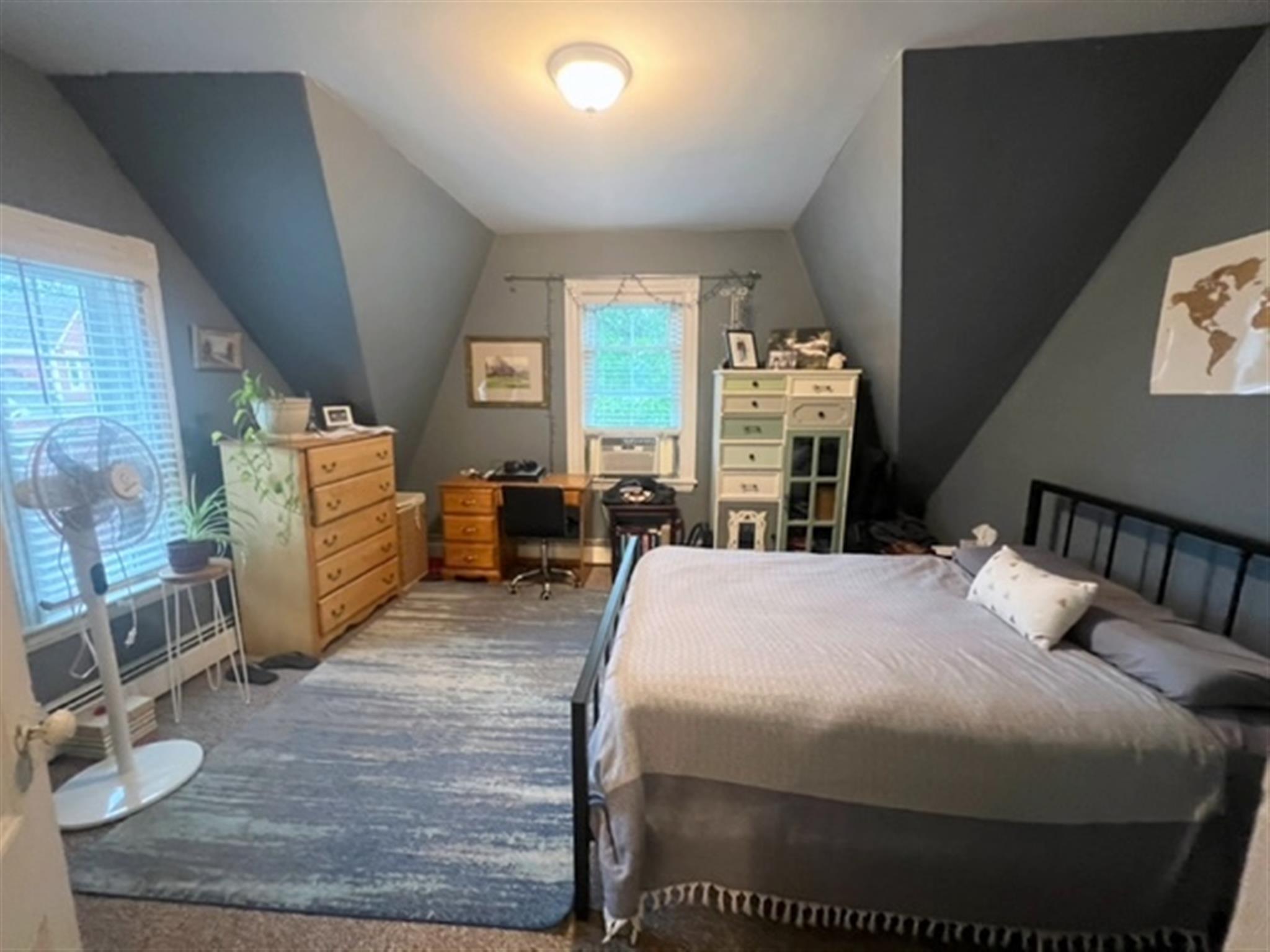 87 Sycamore St, Magoun Square