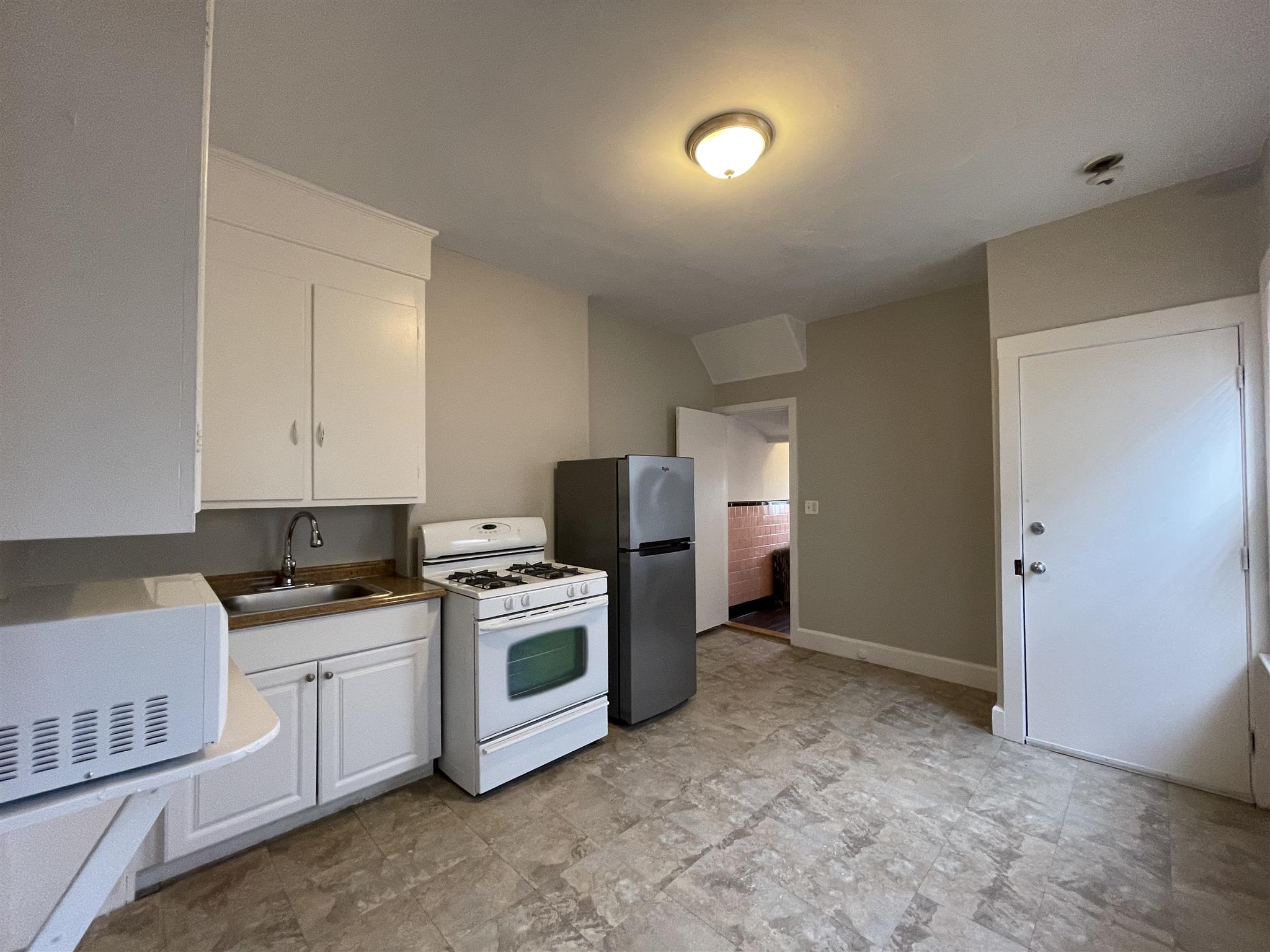 218 Banks St, Cambridgeport