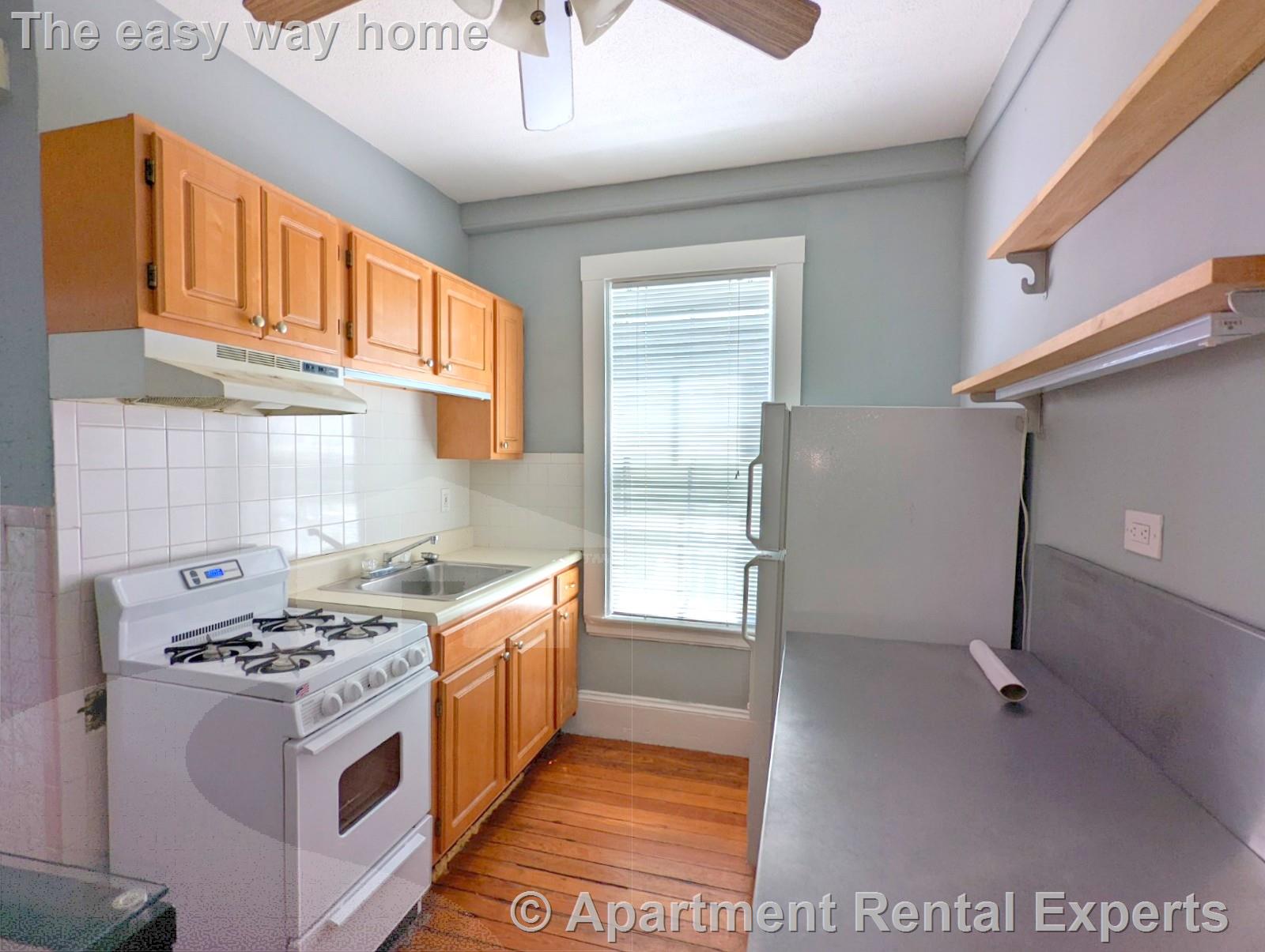 54 Bonair, East Somerville