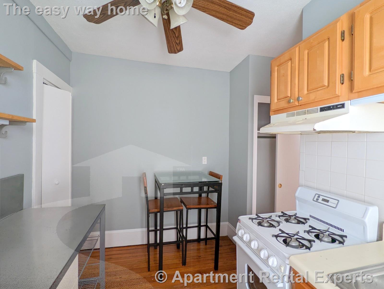 54 Bonair, East Somerville