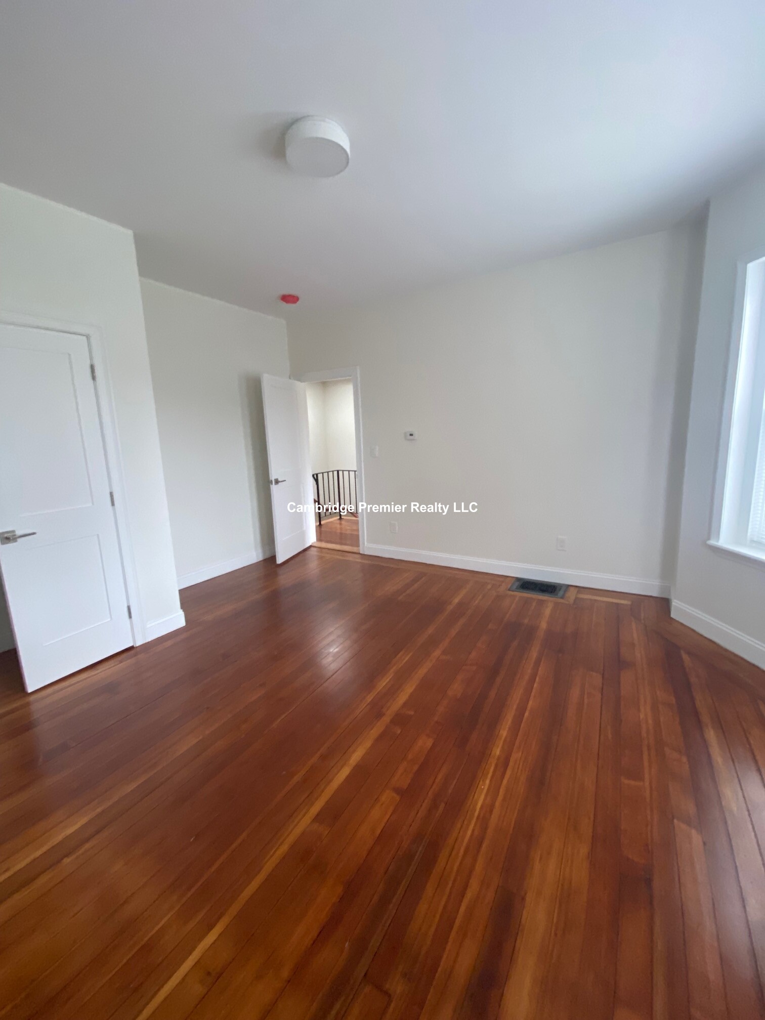 305 Medford St, Winter Hill