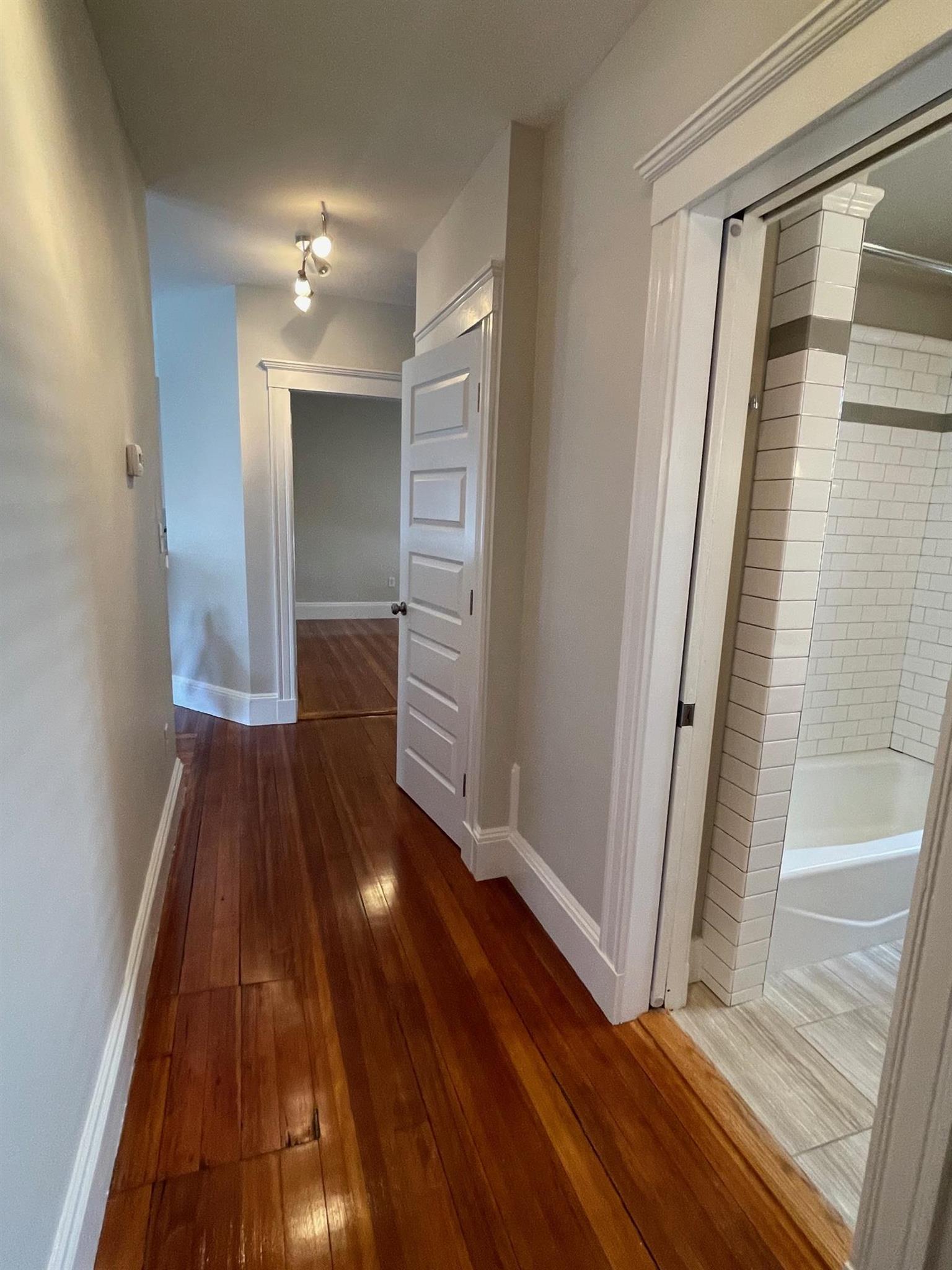 80 Lowell St, Porter Square