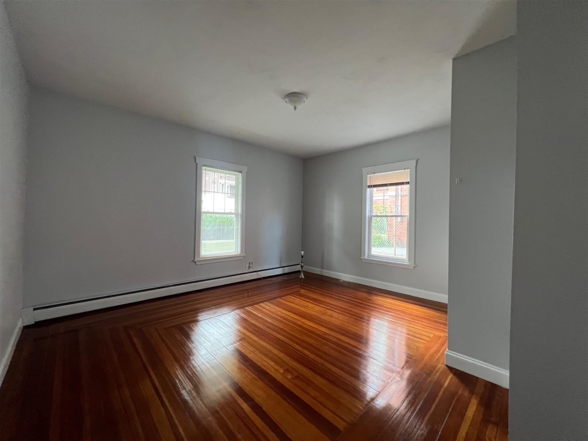 31 Laurel St, Spring Hill