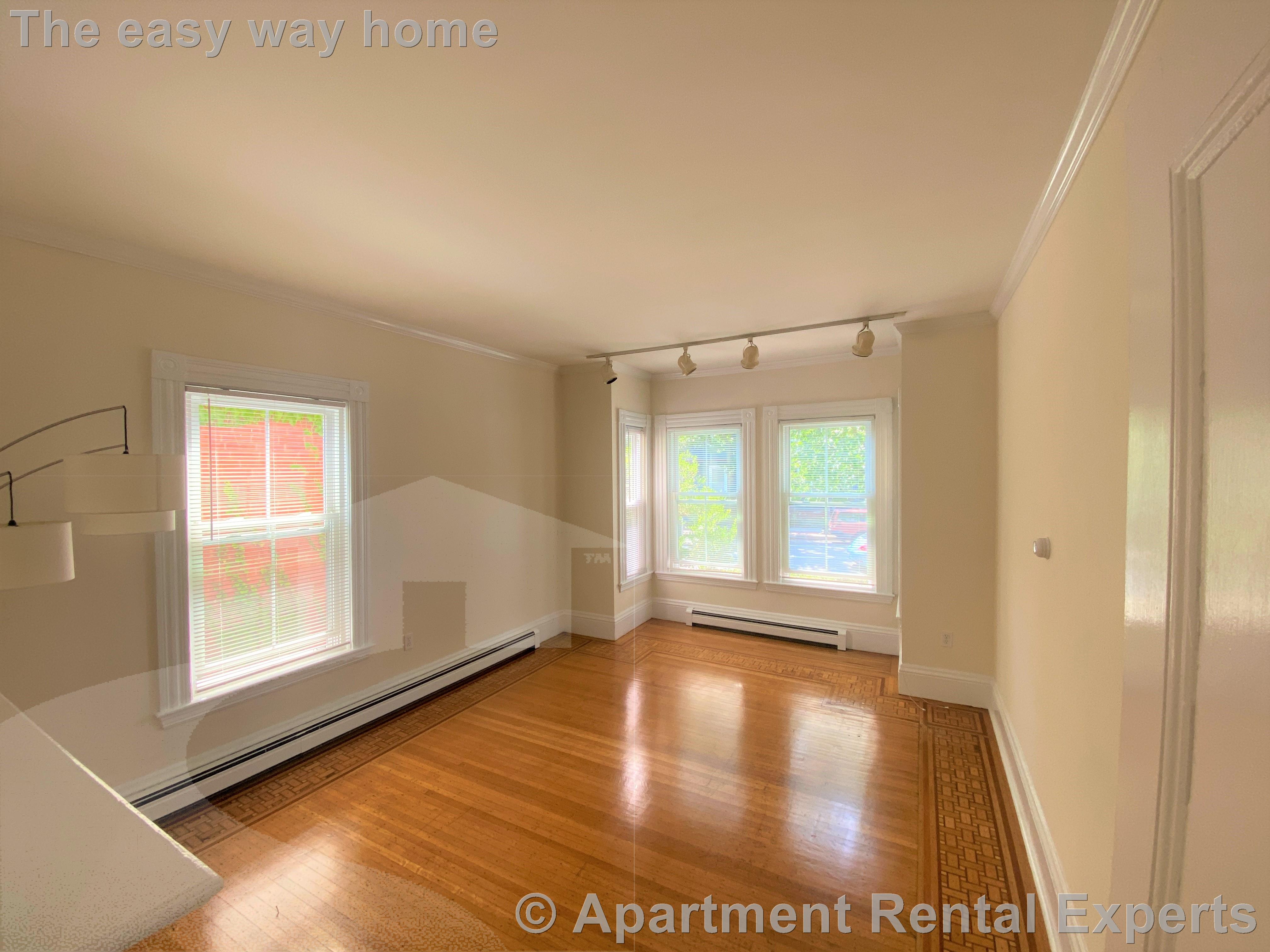 325 Western, Central Square