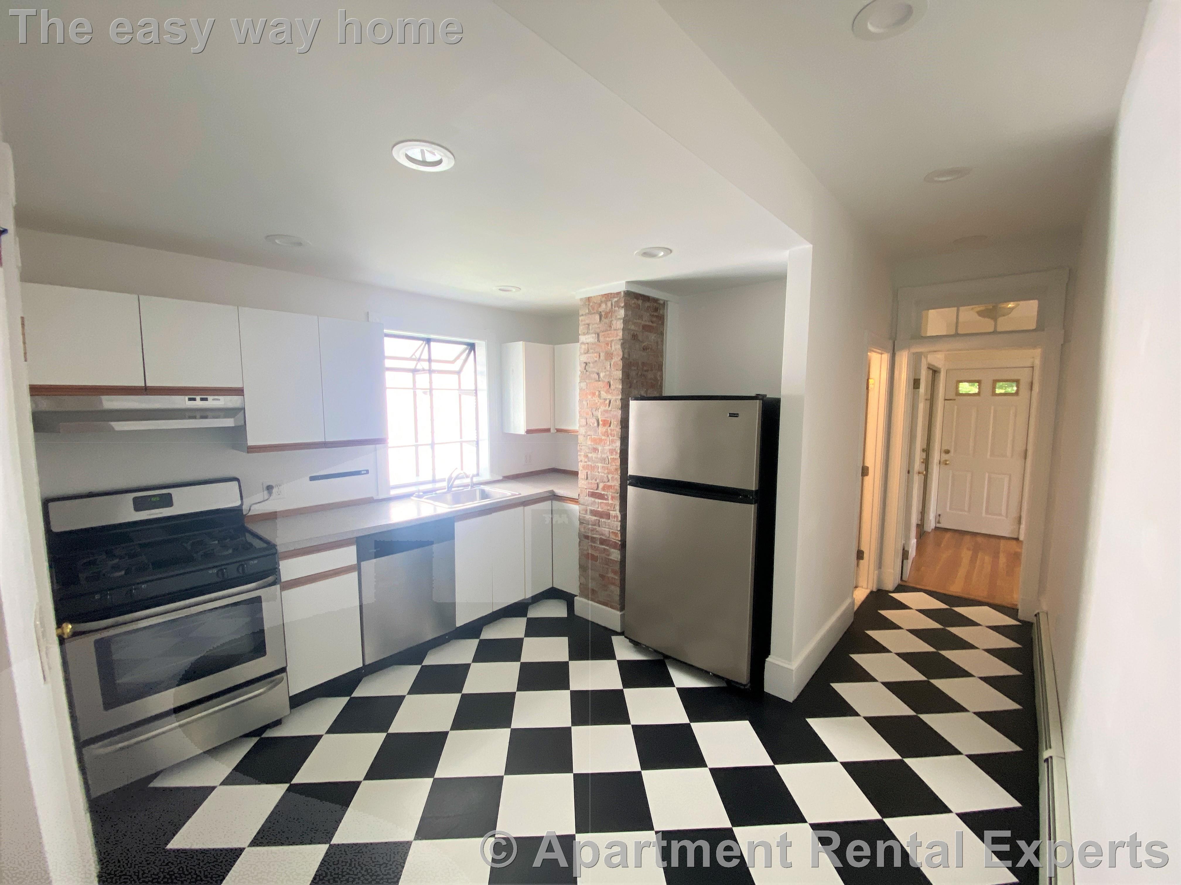 325 Western, Central Square