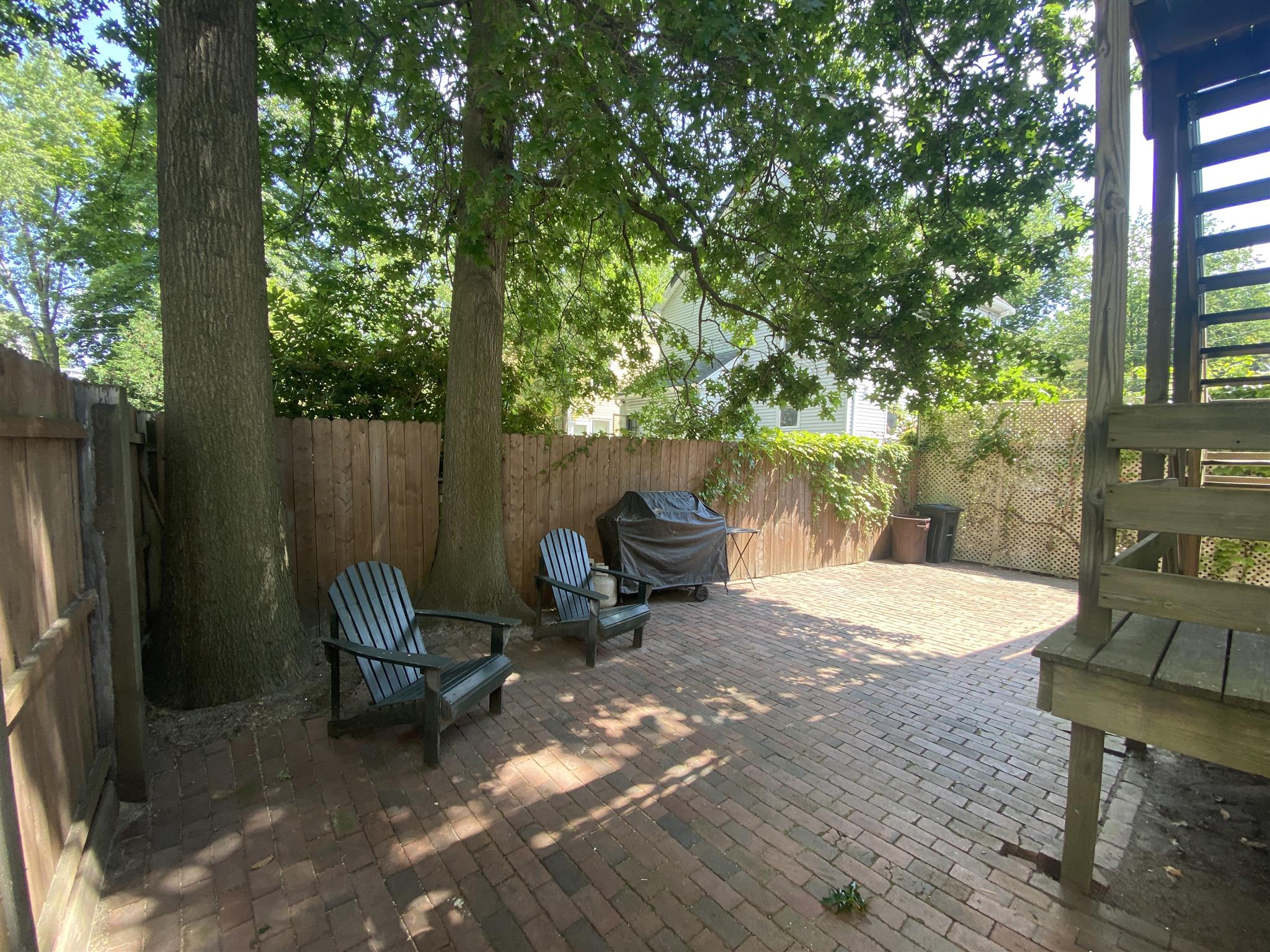 325 Western Ave, Central Square