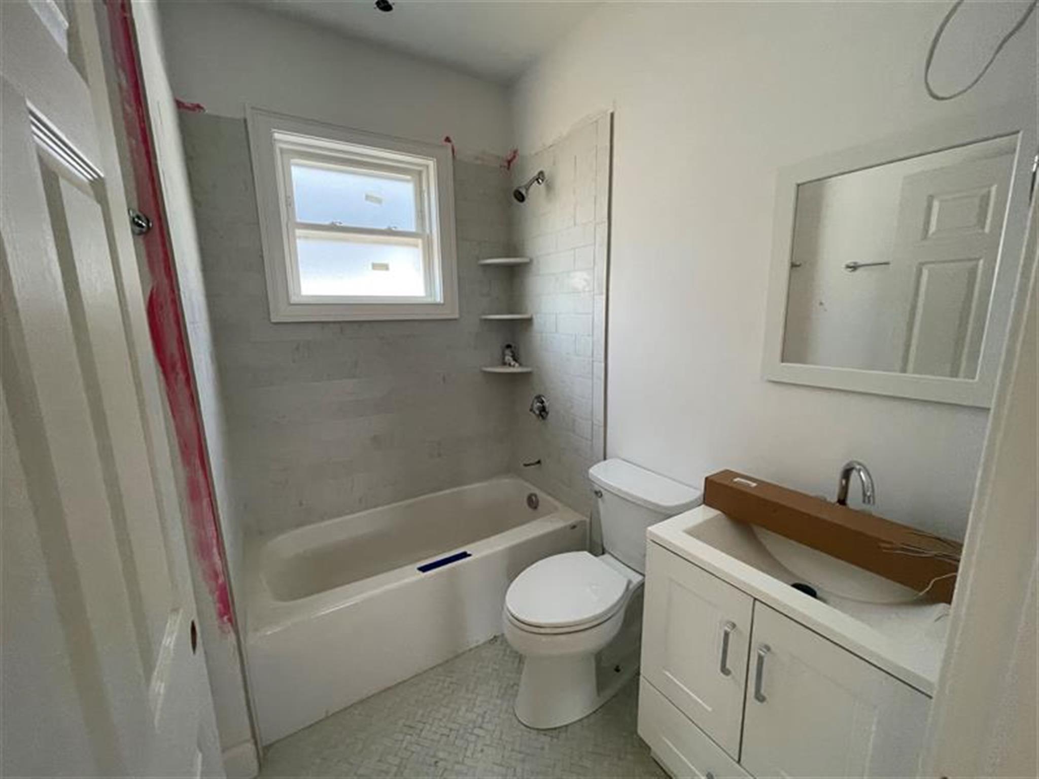 126 Cross St, East Somerville