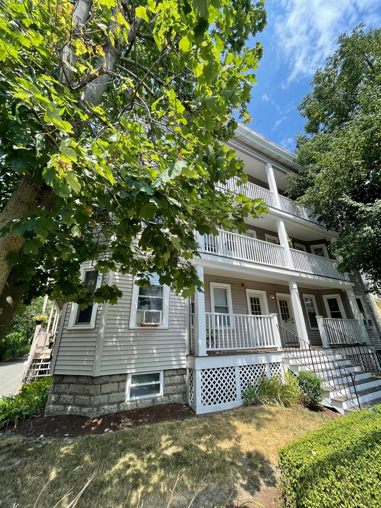 40 Linden Ave, Porter Square