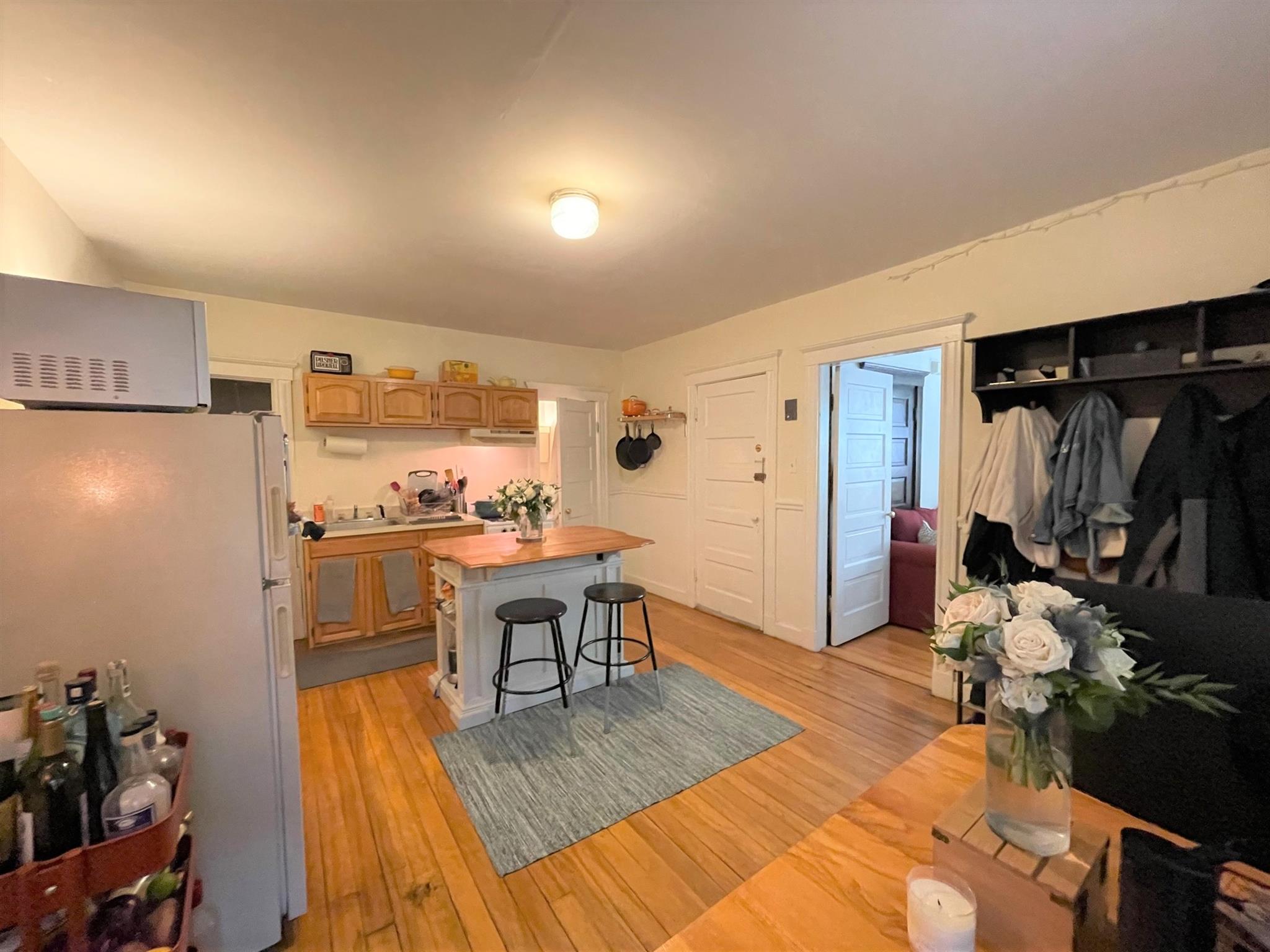 40 Linden Ave, Davis Square