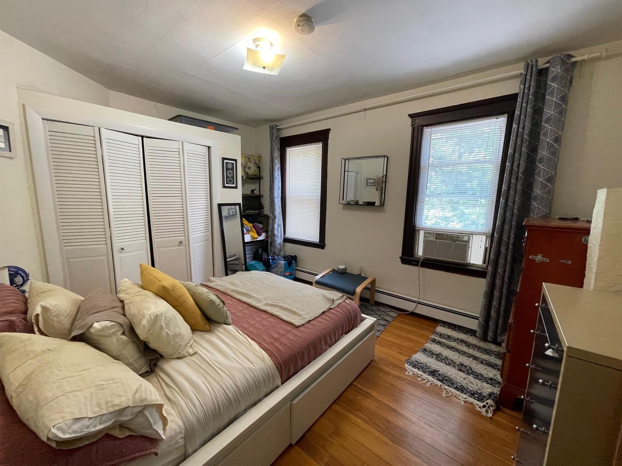 40 Linden Ave, Davis Square