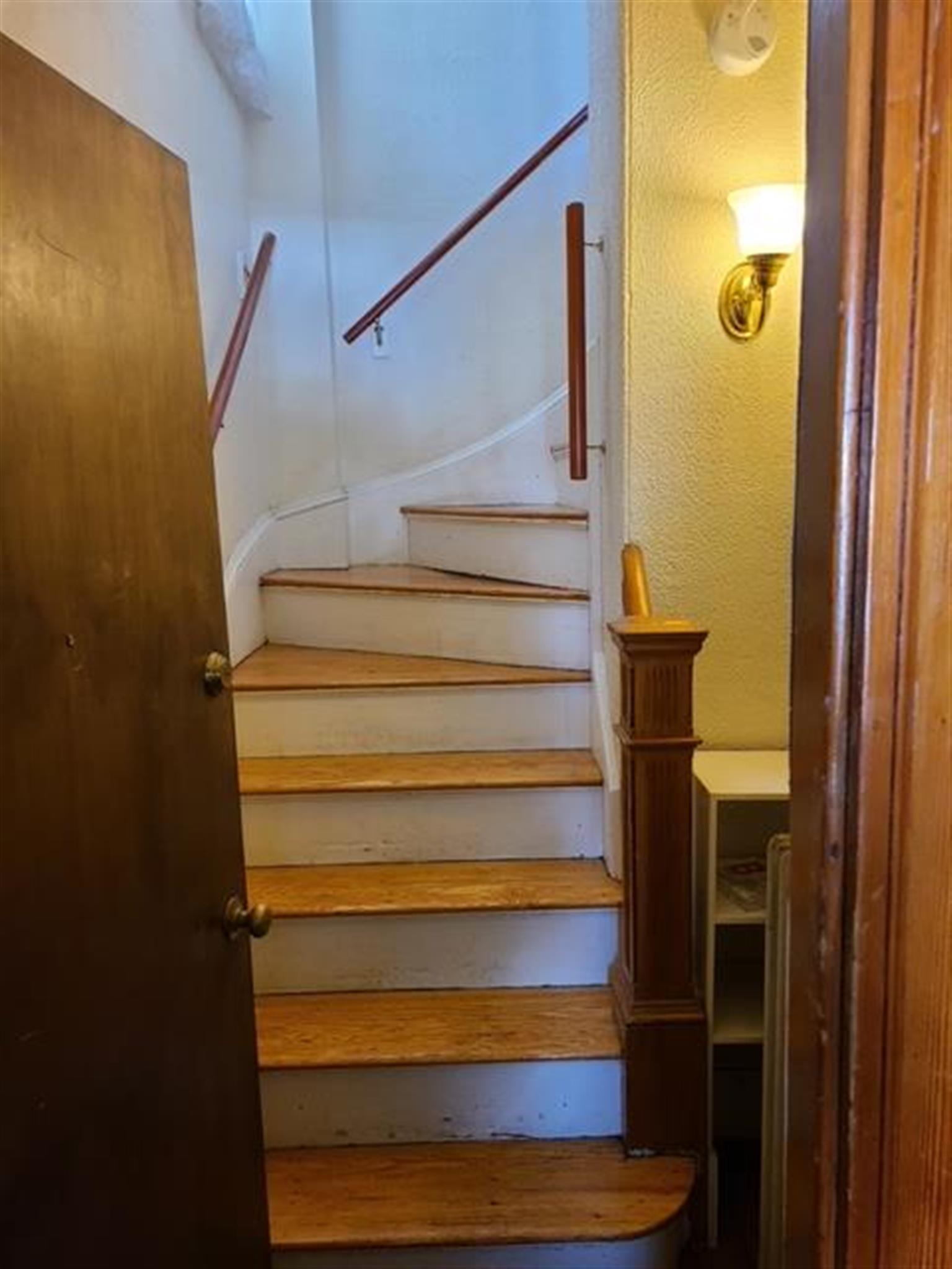 80 Bay State Ave, Davis Square