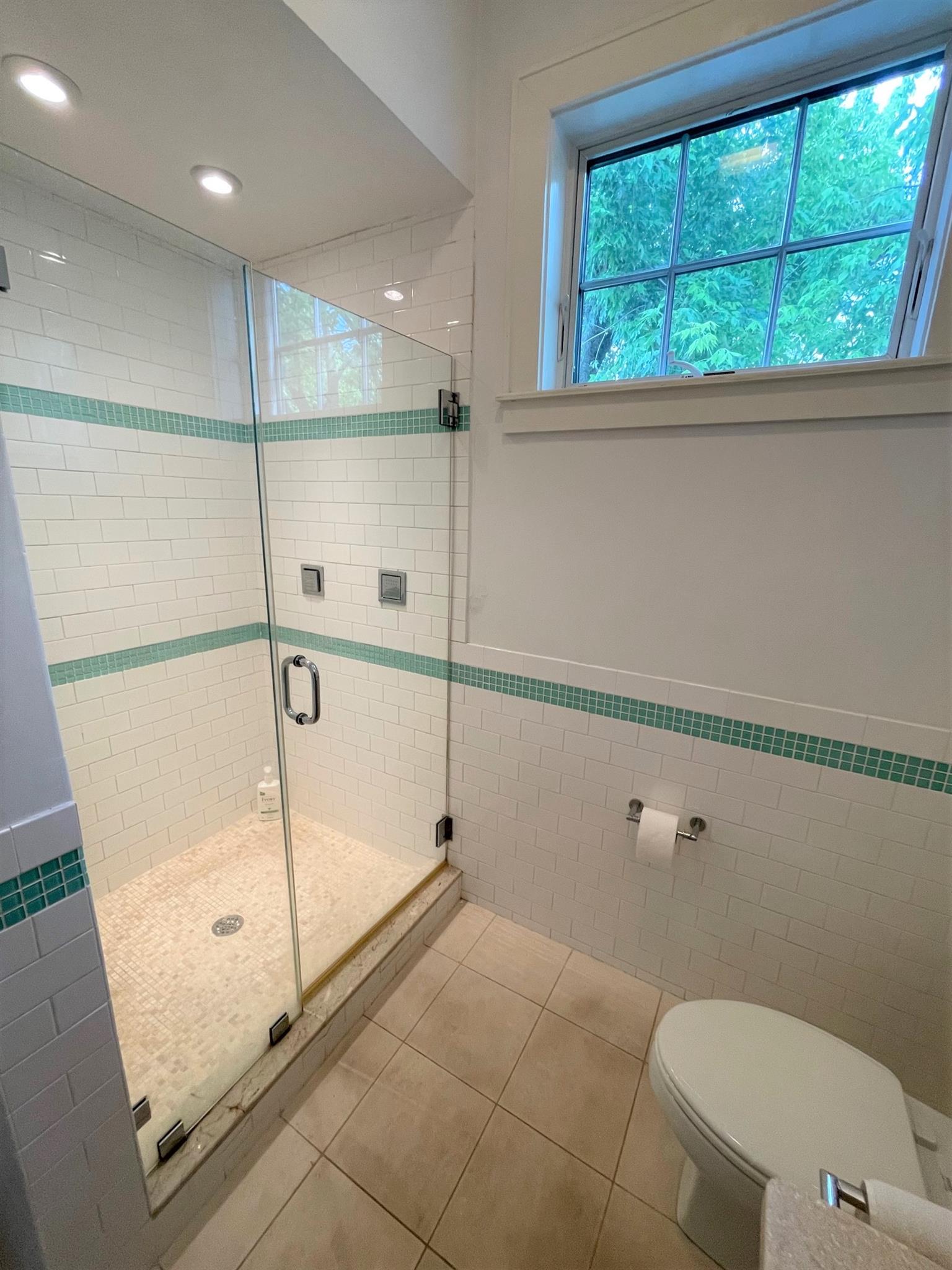 20 Cottage Ave, Davis Square