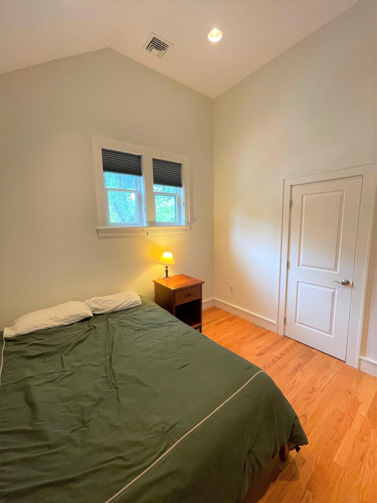 20 Cottage Ave, Davis Square