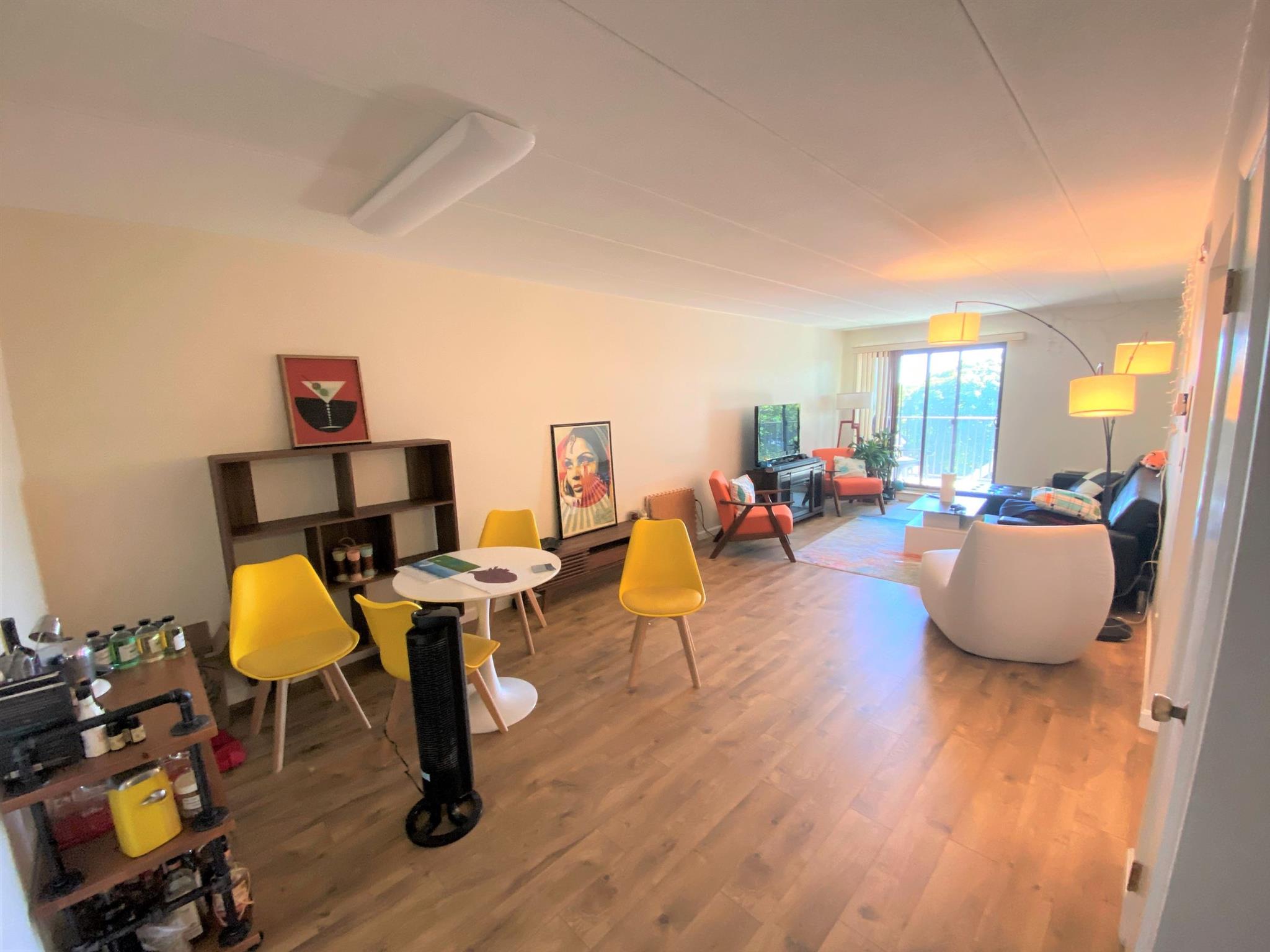 60 Pleasant St, Arlington