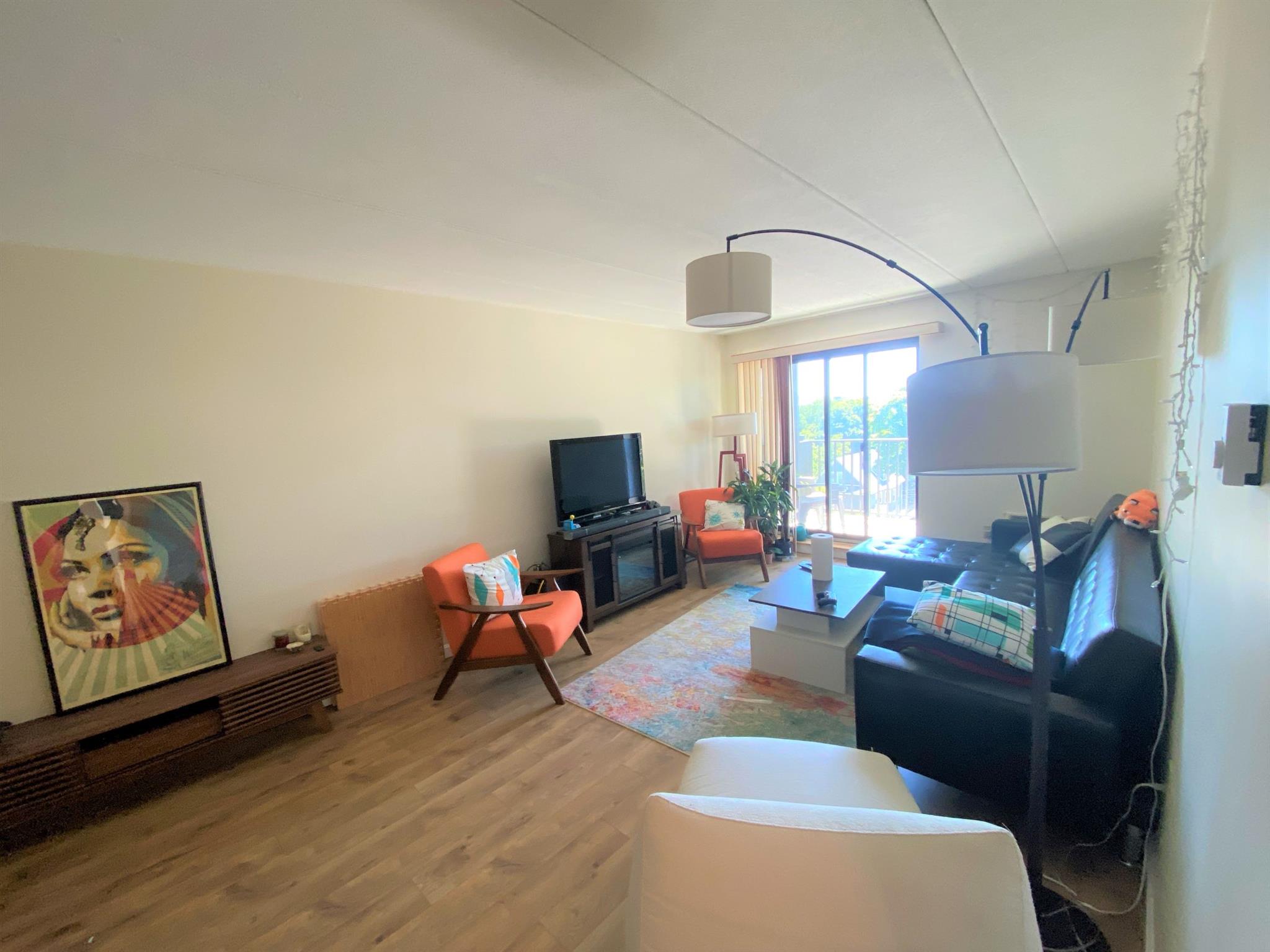 60 Pleasant St, Arlington