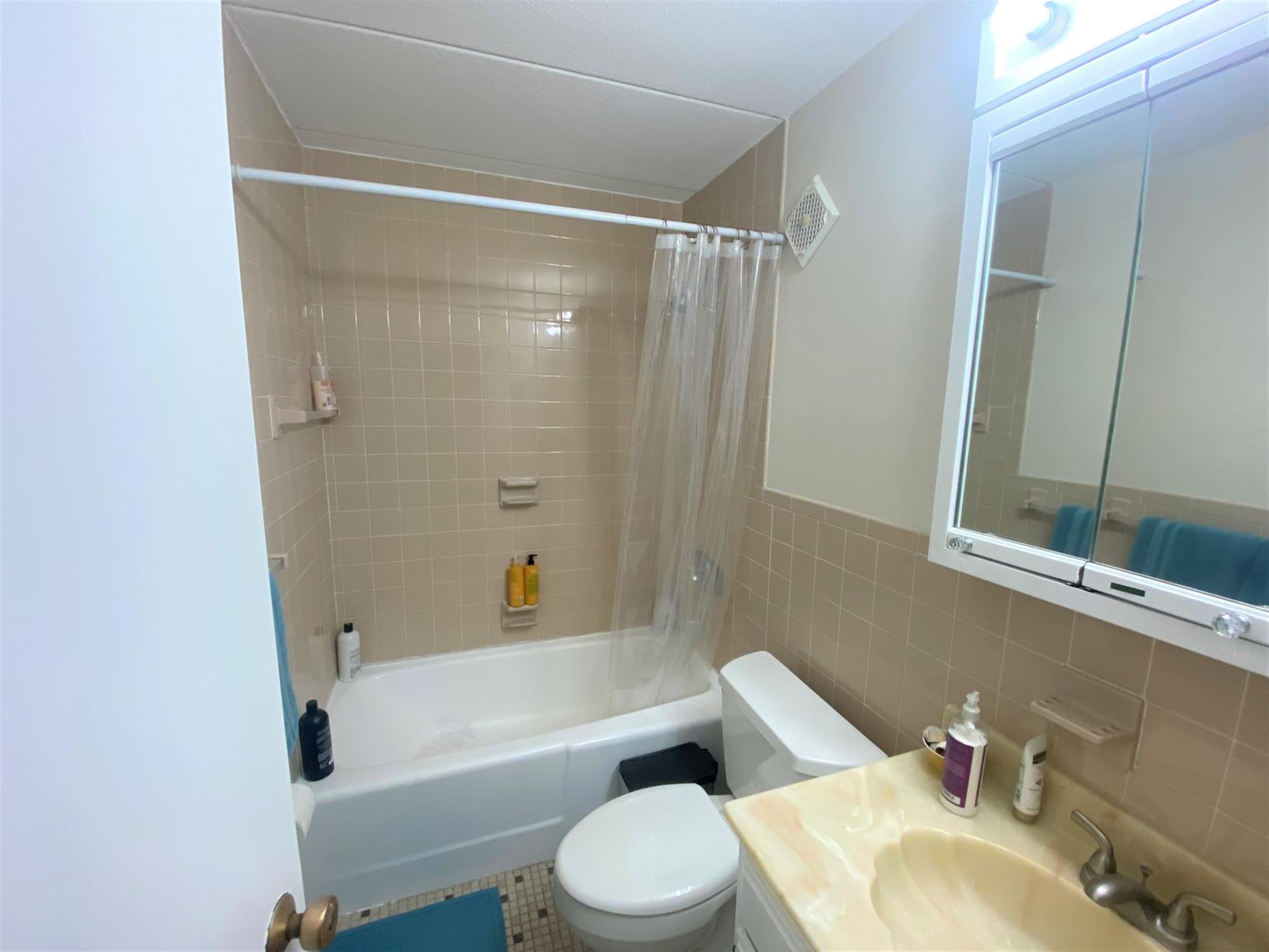 60 Pleasant St, Arlington