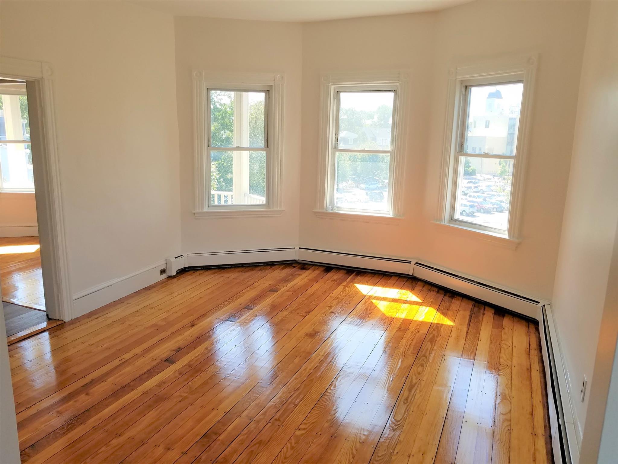 785 Somerville Ave, Porter Square