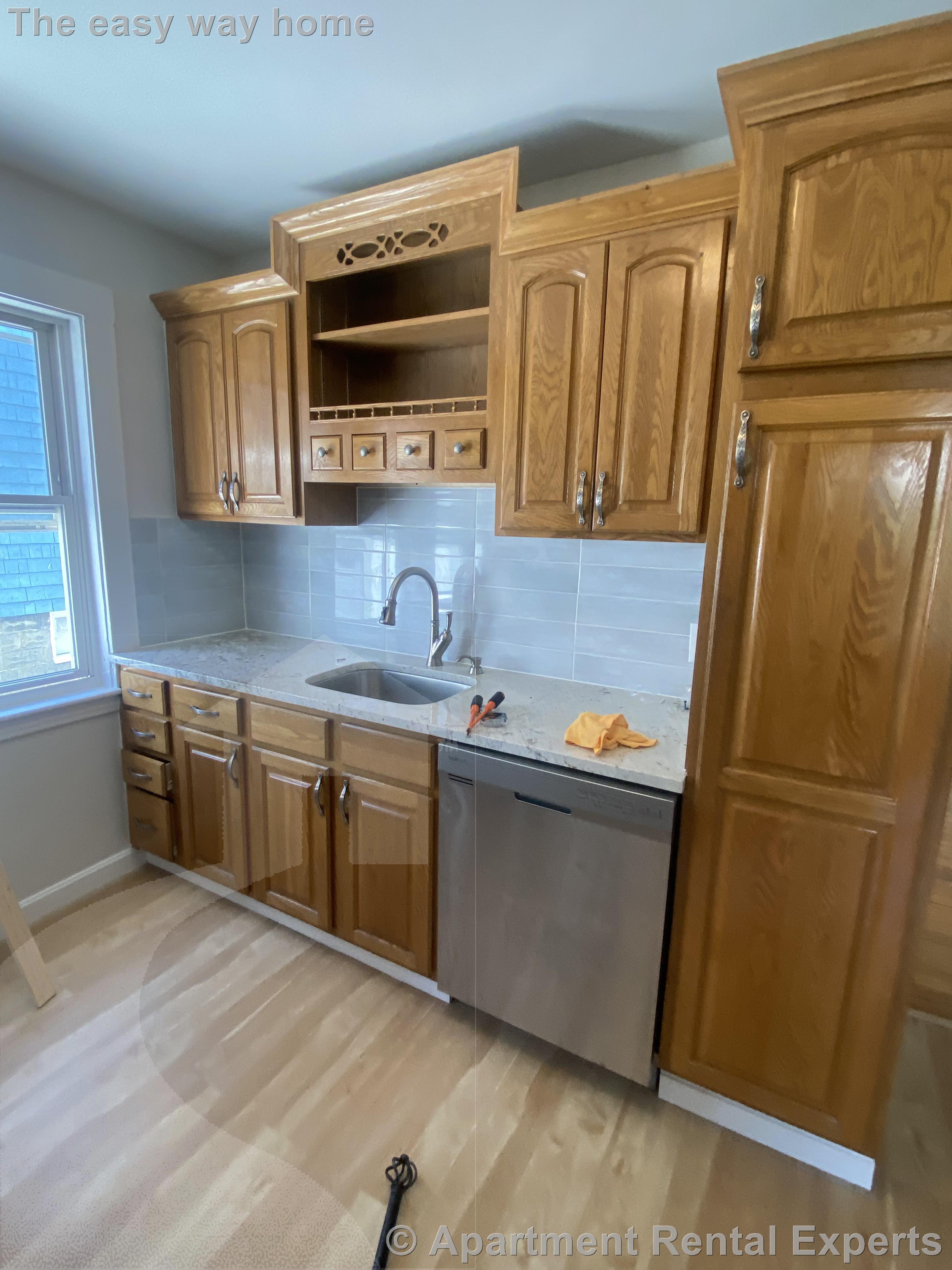 77 Fairfax, Powderhouse