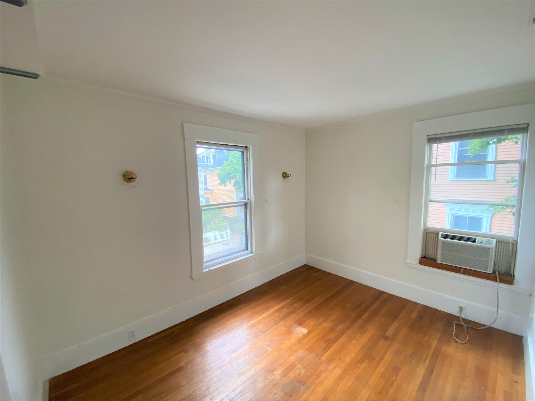 67 Inman, Central Square