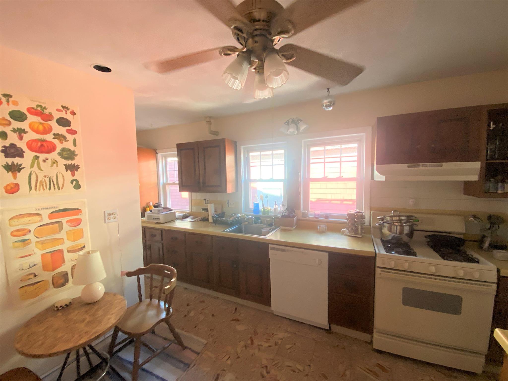 51 Sargent Ave, Gilman Square