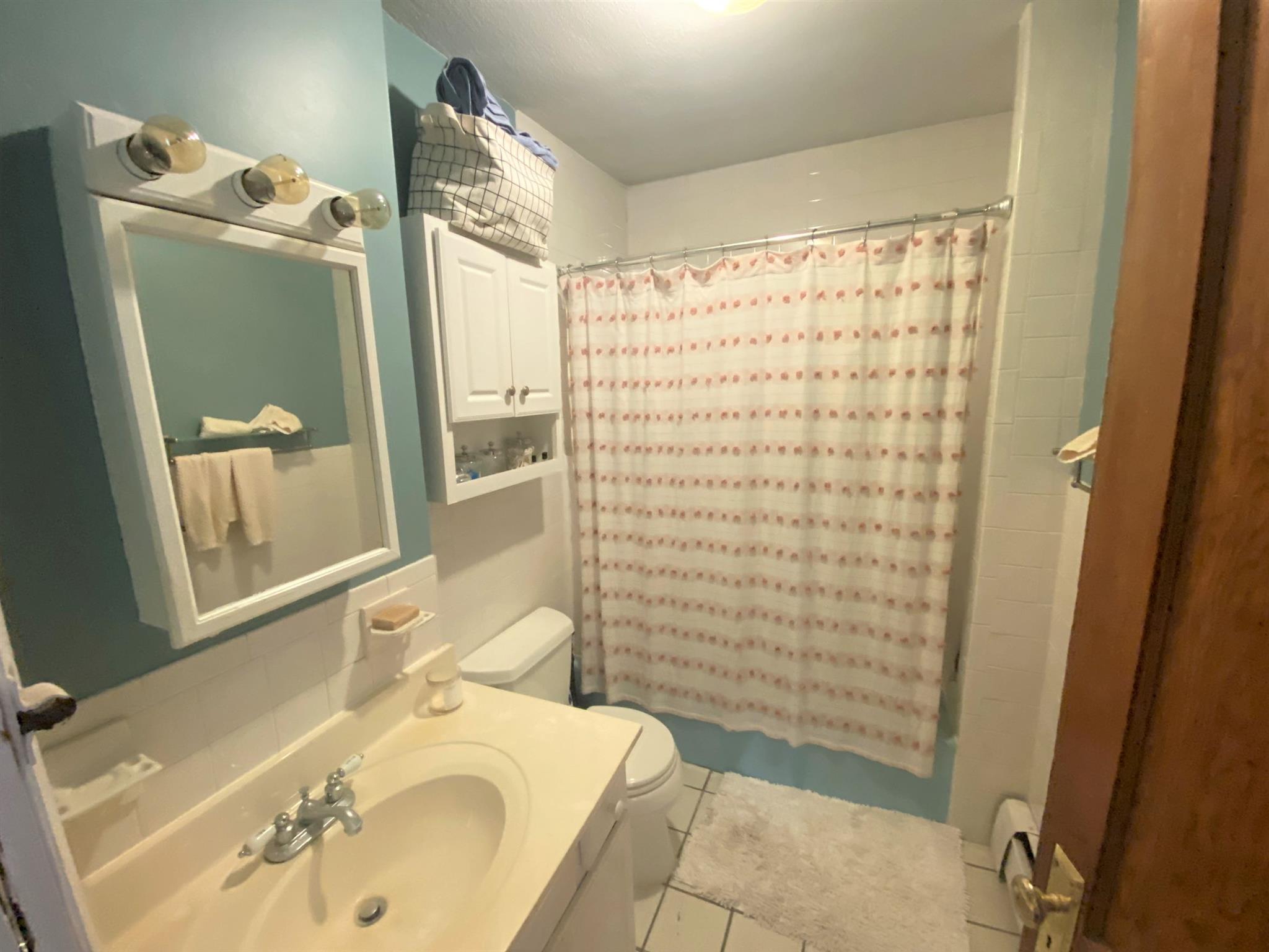 51 Sargent Ave, Gilman Square