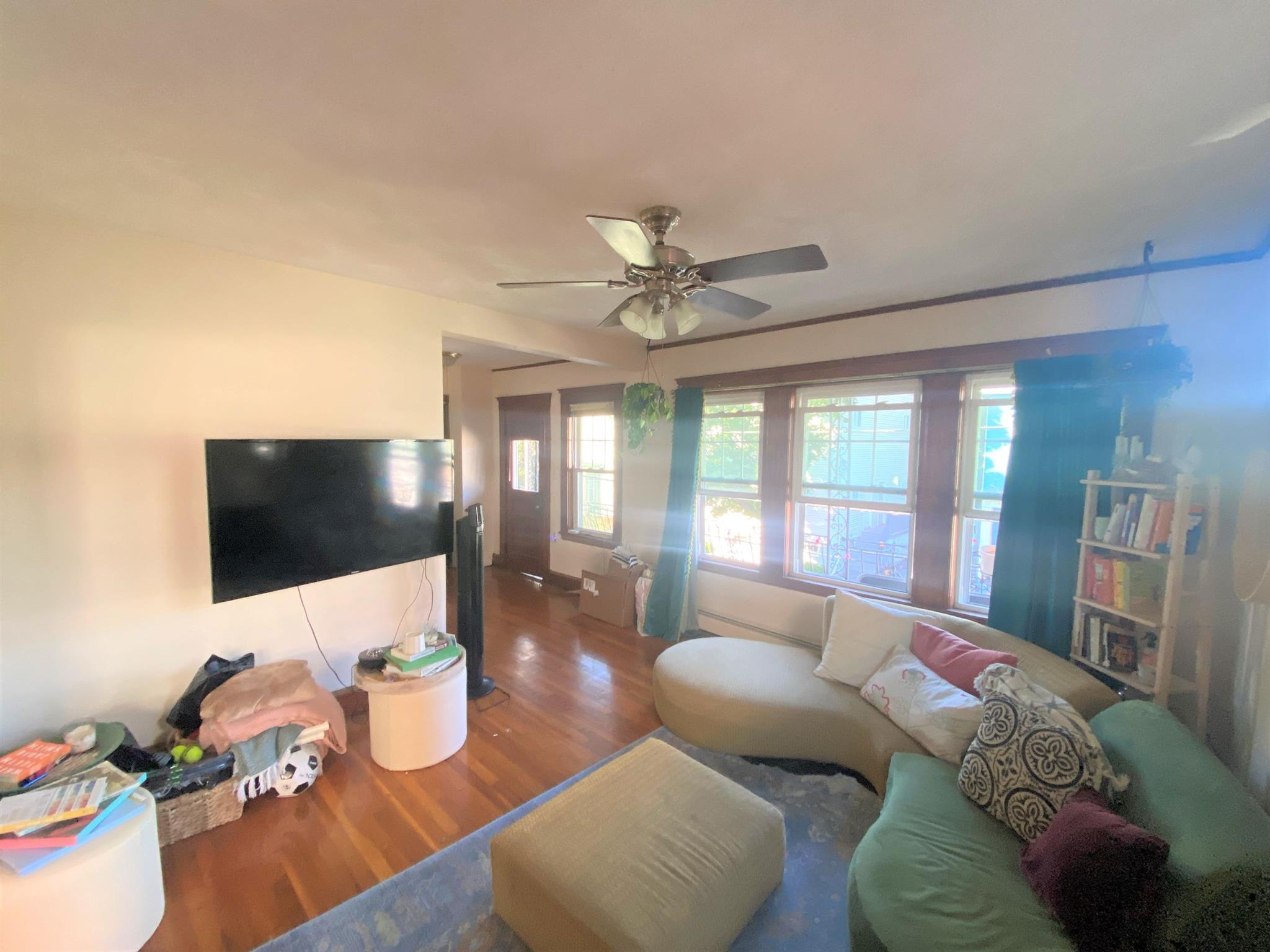 51 Sargent Ave, Spring Hill