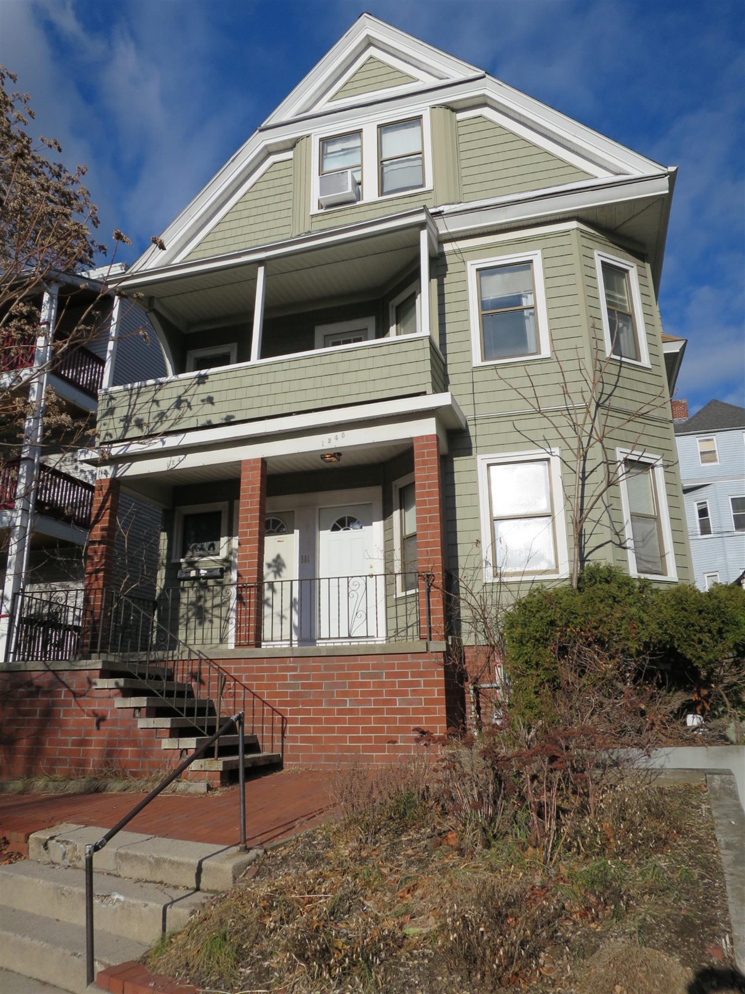 1245 Broadway, Davis Square