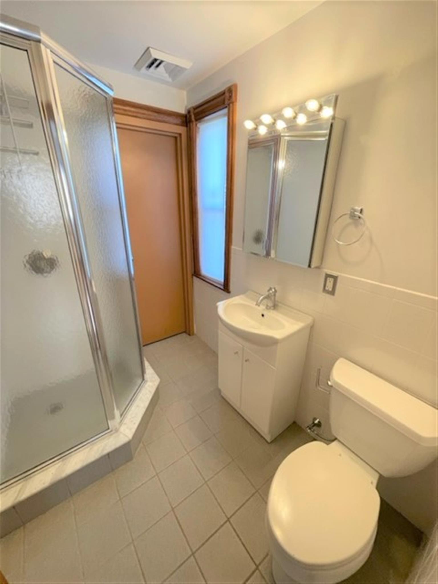 15 Conwell St, Porter Square