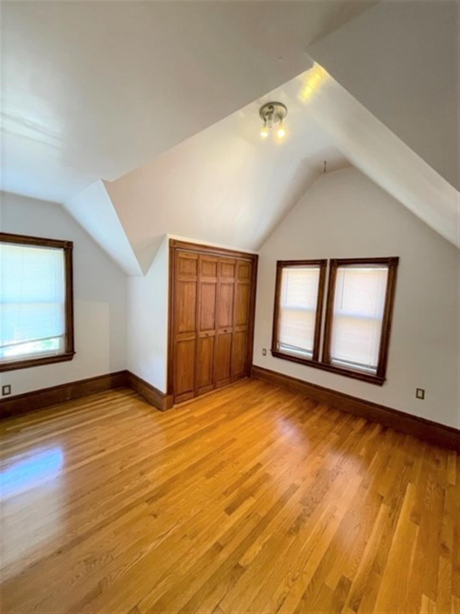 15 Conwell St, Porter Square