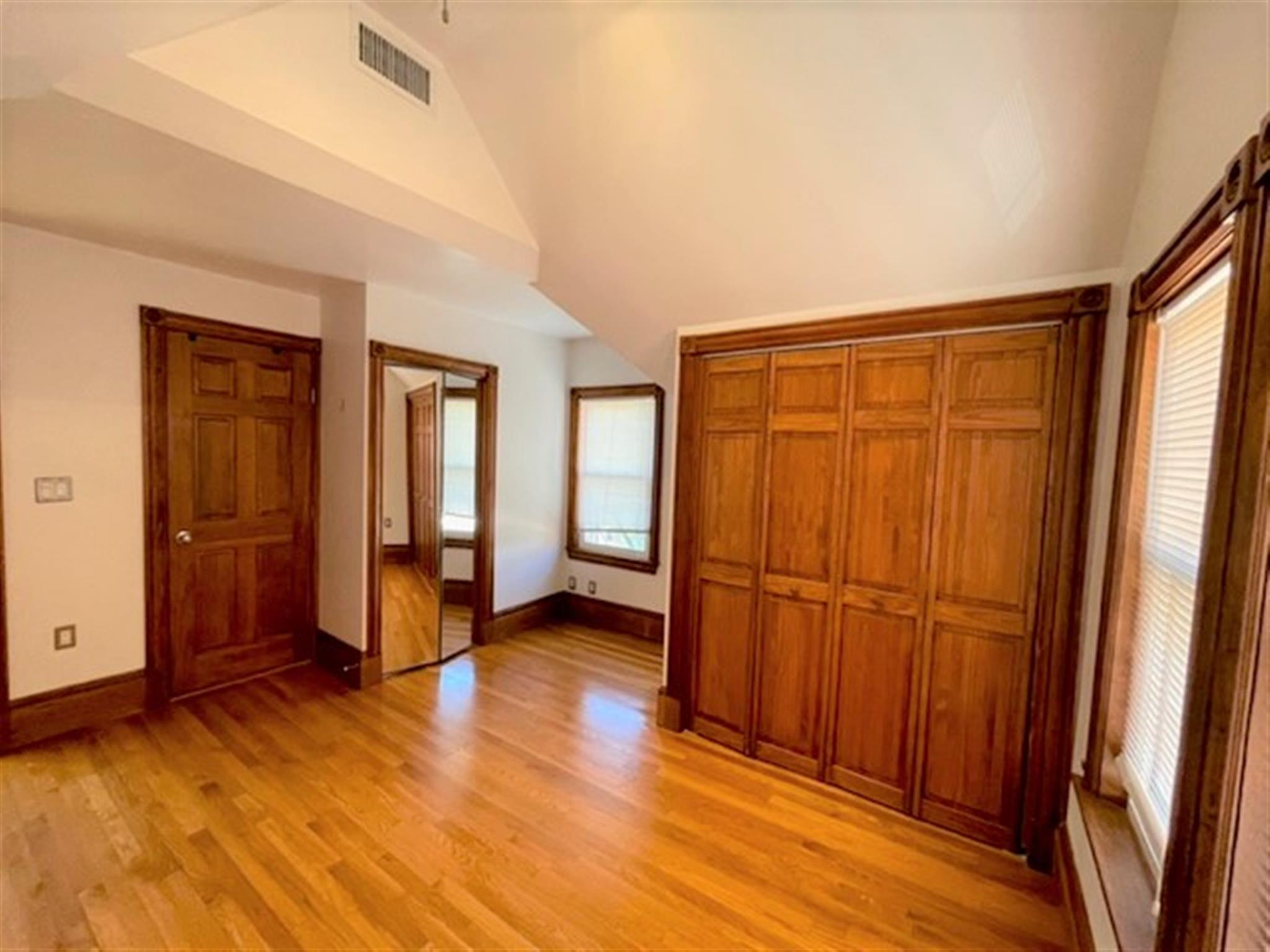 15 Conwell St, Porter Square