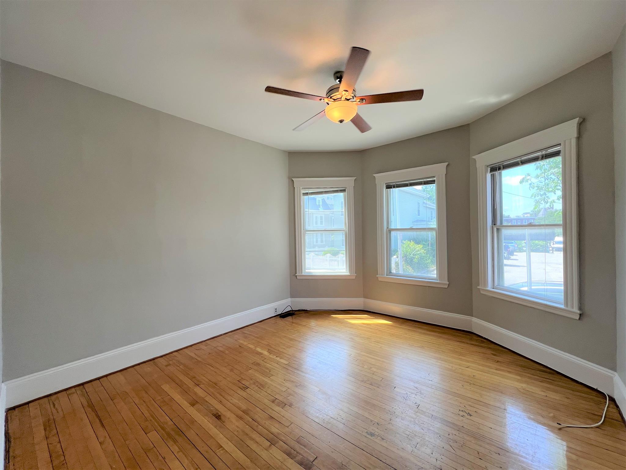 12 Pleasant St, Central Square