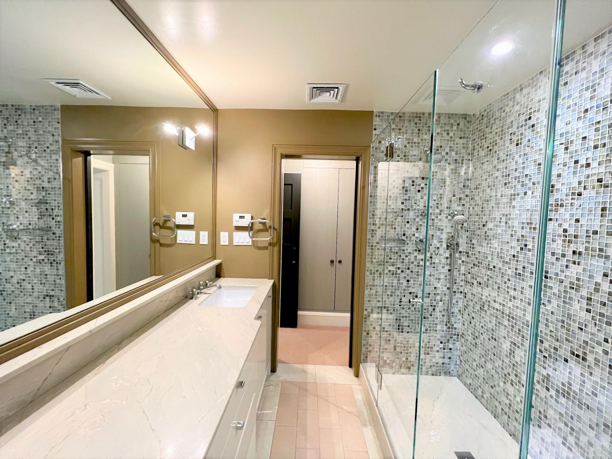 9 Foster Pl, Harvard Square