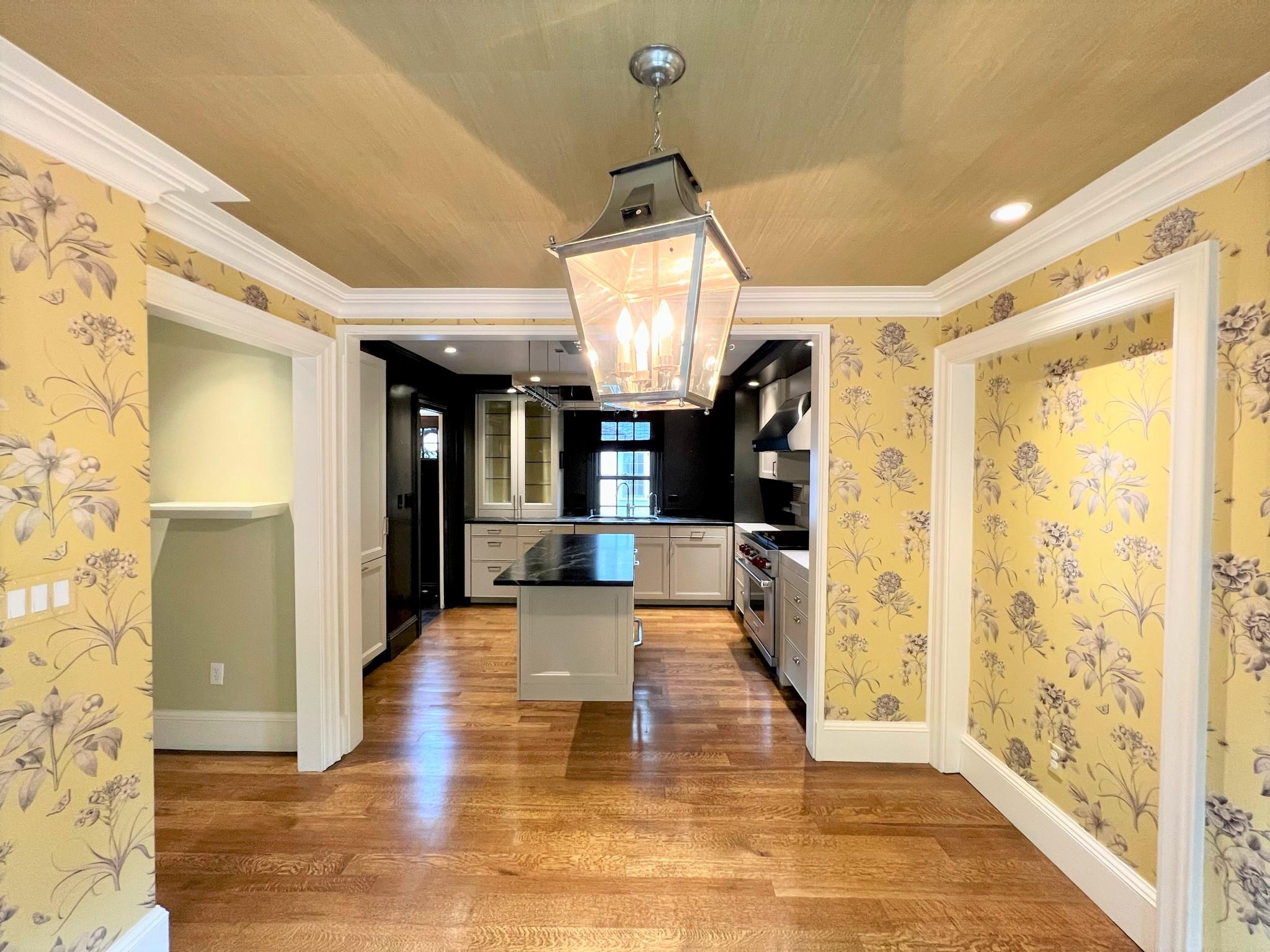 9 Foster Pl, Harvard Square